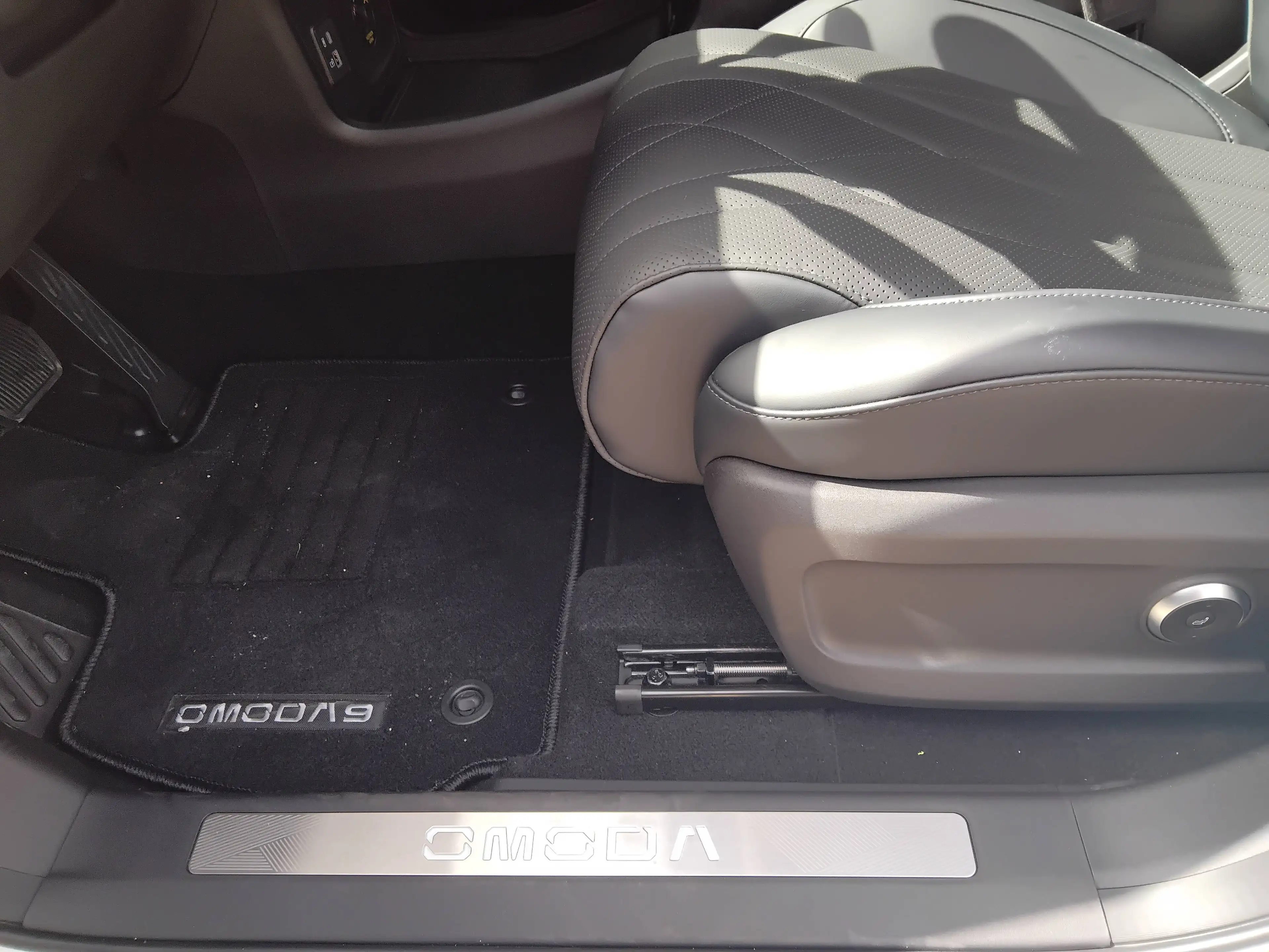 Omoda 9 Premium — photo 15