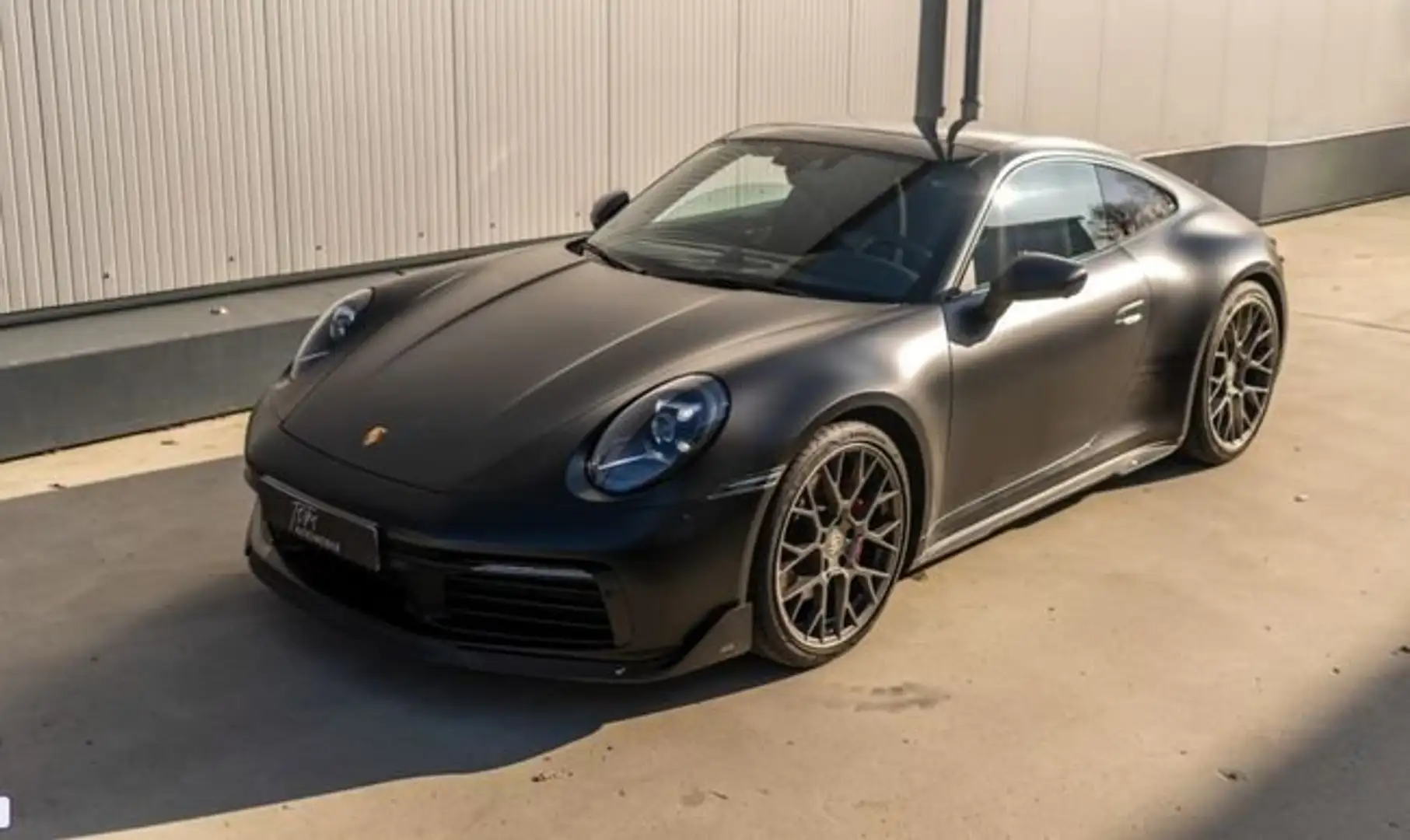 Porsche 992 Carrera 4S Coupé Negro - 1