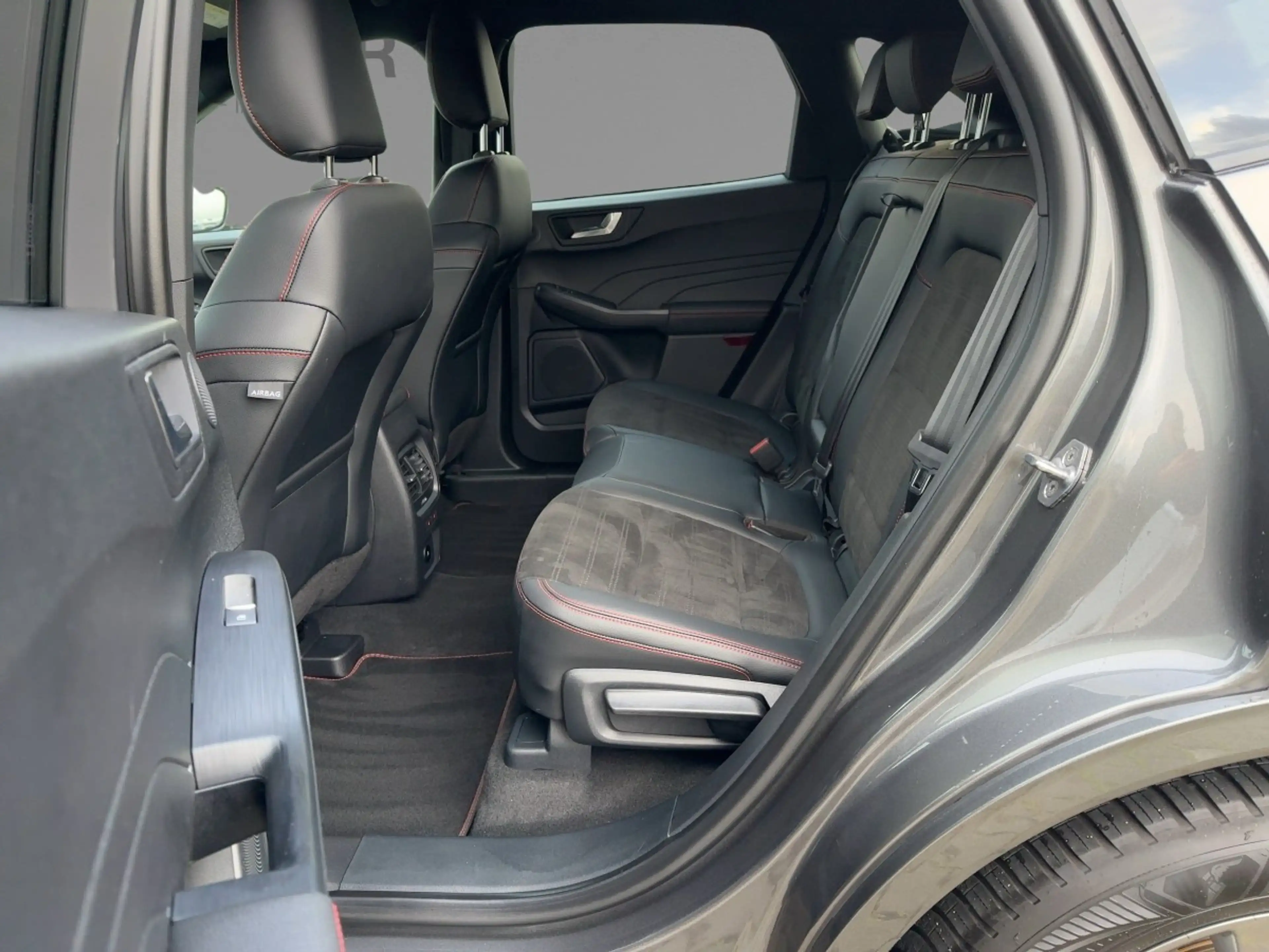 Ford Kuga ST-Line X LED+Navi+Kamera+Winterpaket — photo 15