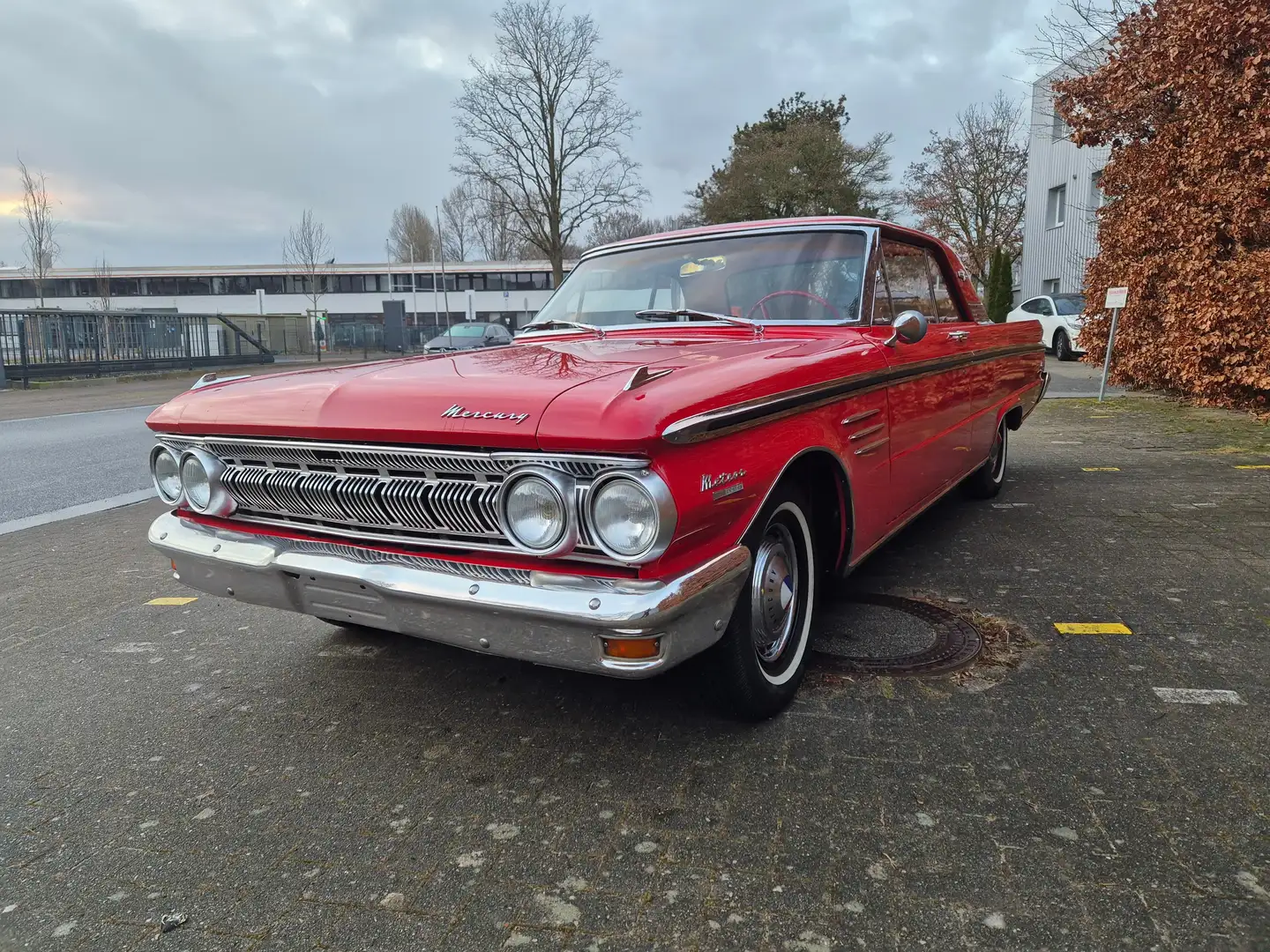 Mercury Meteor S33 Rot - 1