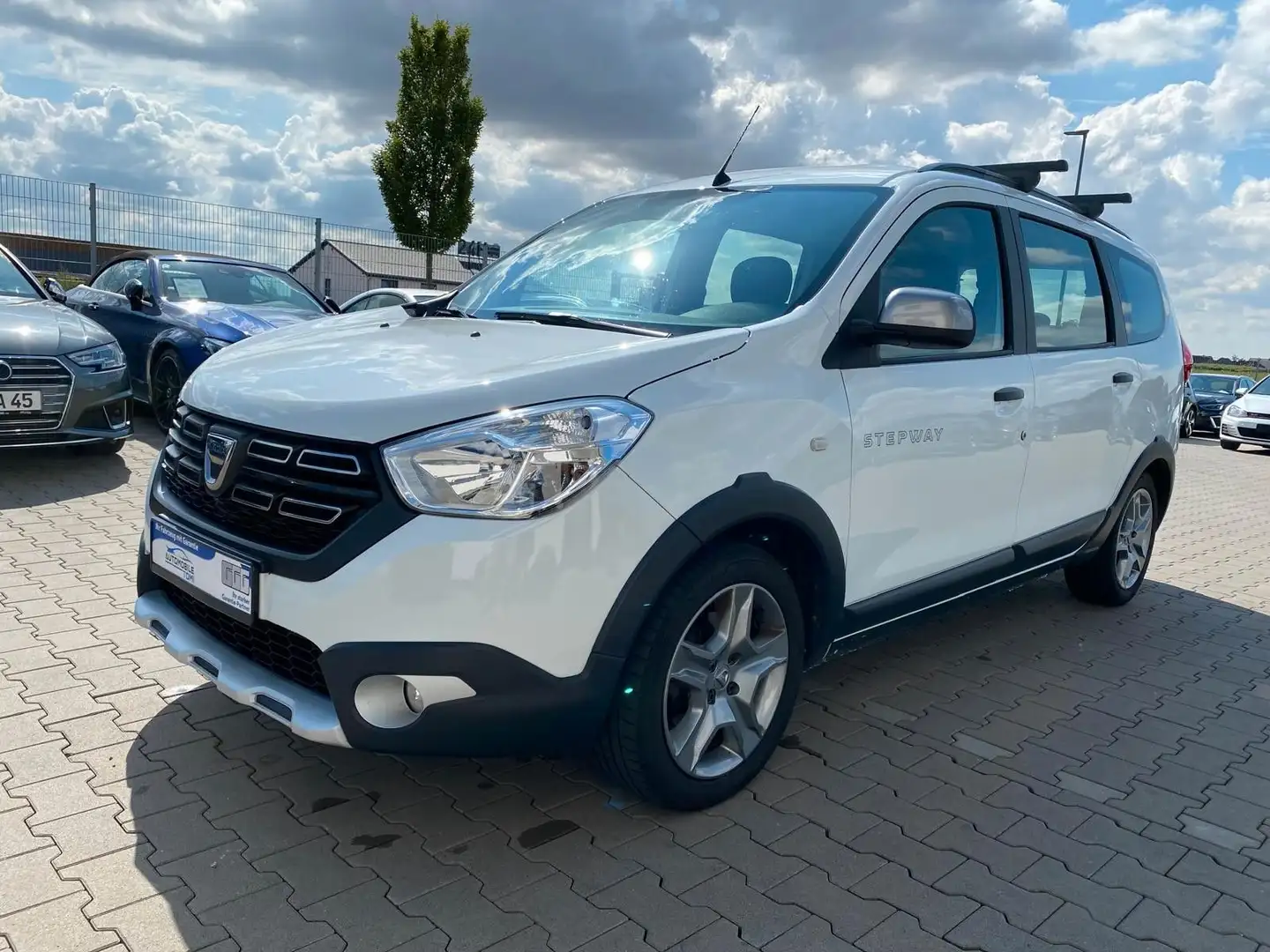 Dacia Lodgy Stepway|NAVI/R-KAM| Alb - 1