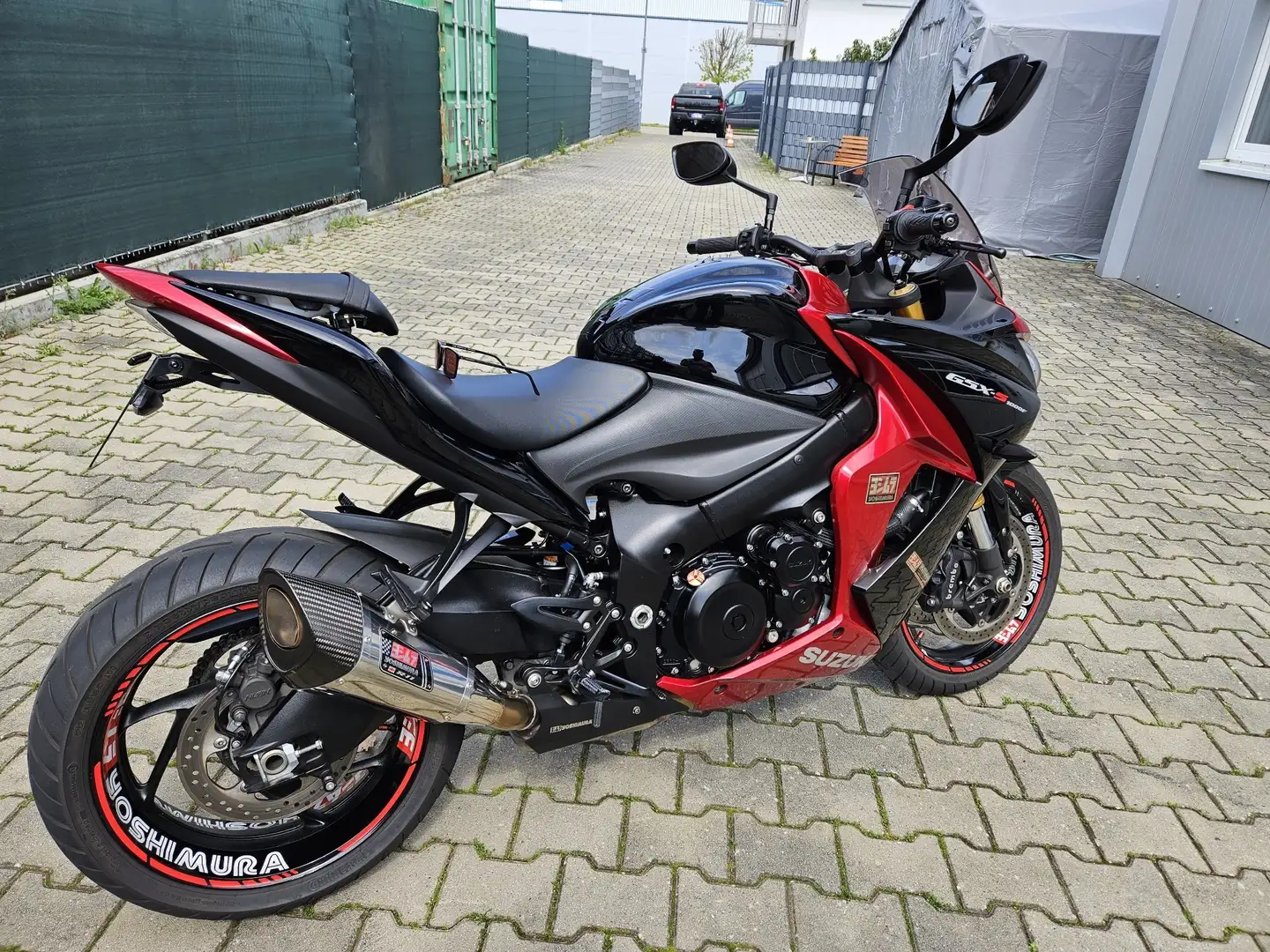 Suzuki GSX-S 1000 Roşu - 2