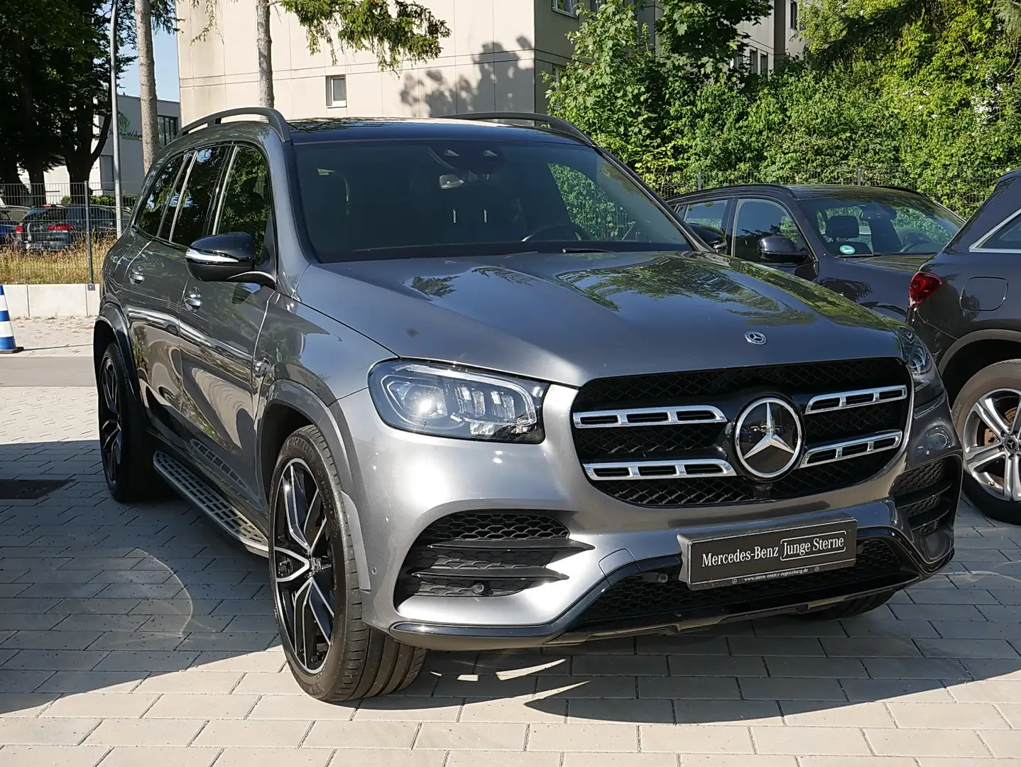 Mercedes-Benz GLS 400 d 4M AMG+AHK+DIST+AIR+HUD+STANDH+PANO+++ Gris - 2