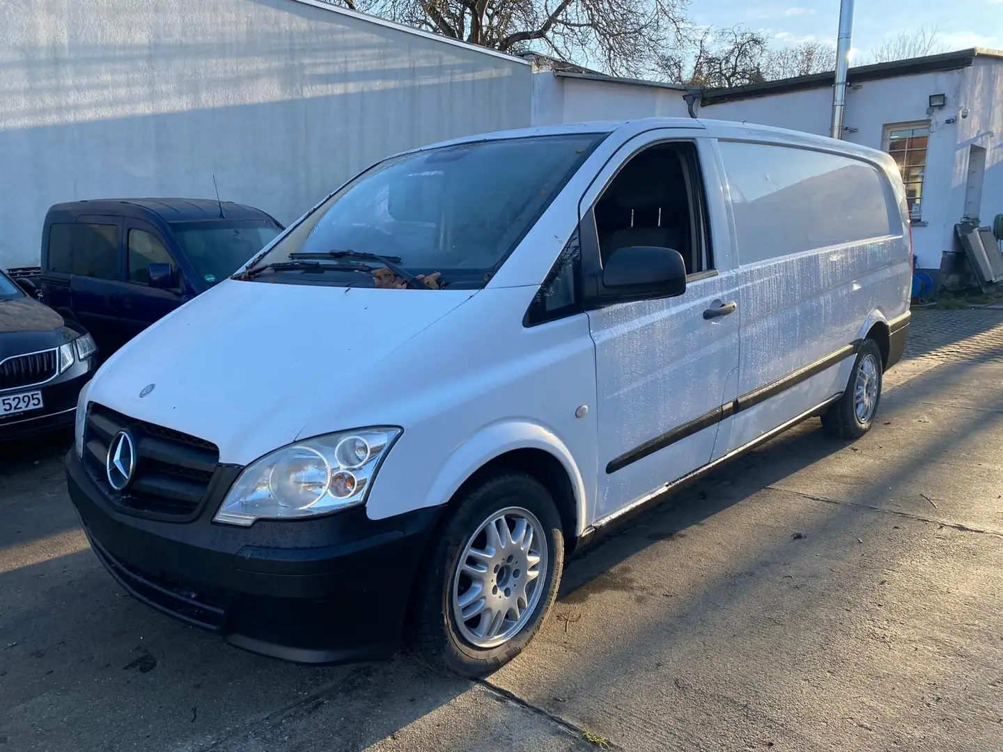 Mercedes-Benz Vito 110 CDI extralang (639.605) Klima Weiß - 1