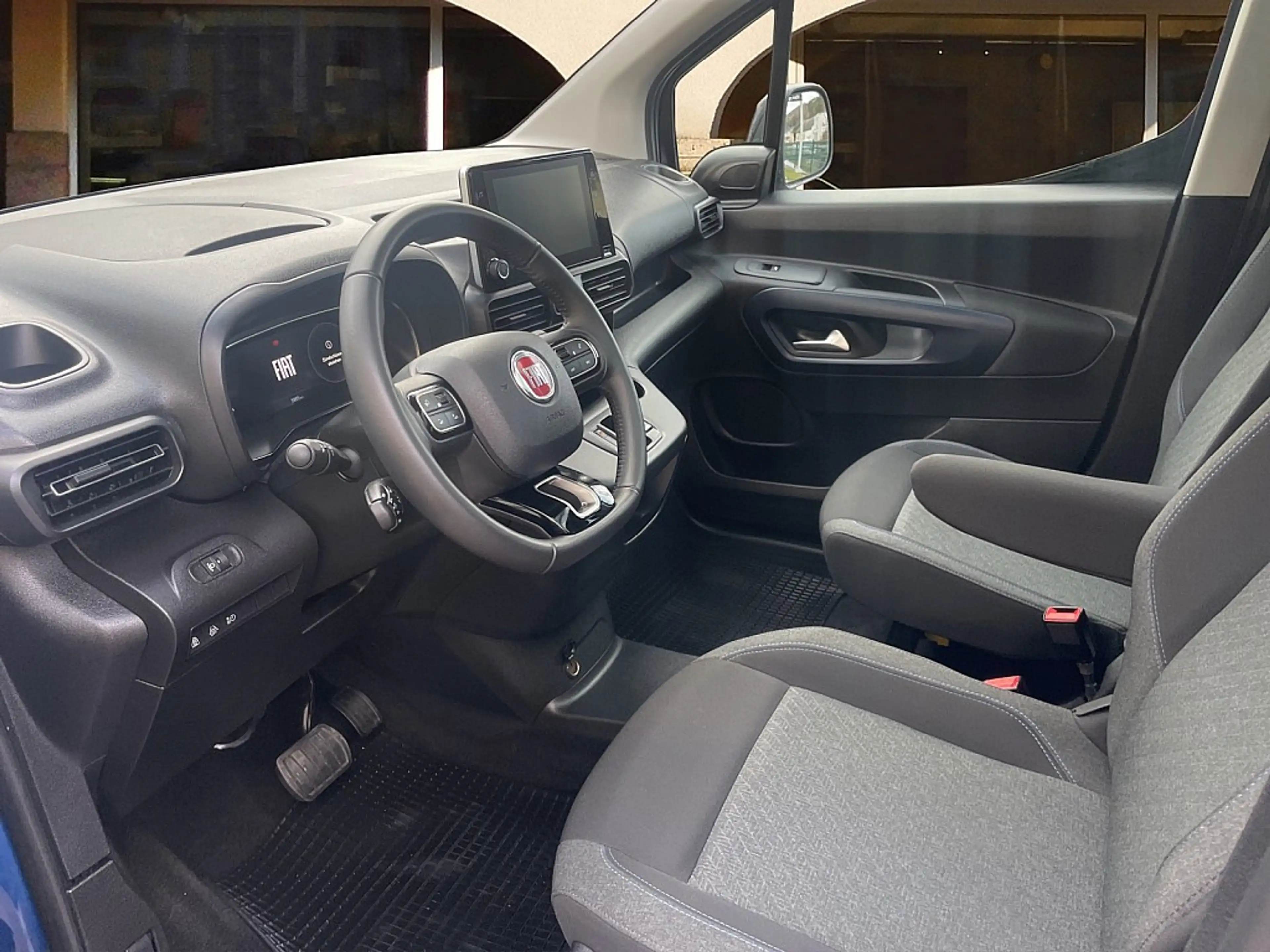 Fiat Doblo Elektro 50kWh € 26.960 — photo 4