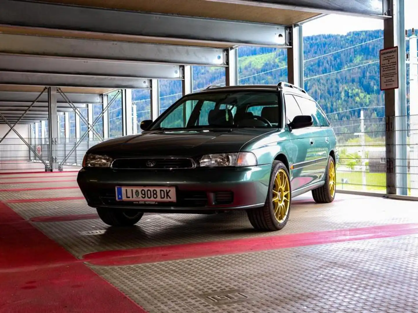 Subaru Legacy Legacy Station 2,0 GL 4WD Grün - 1