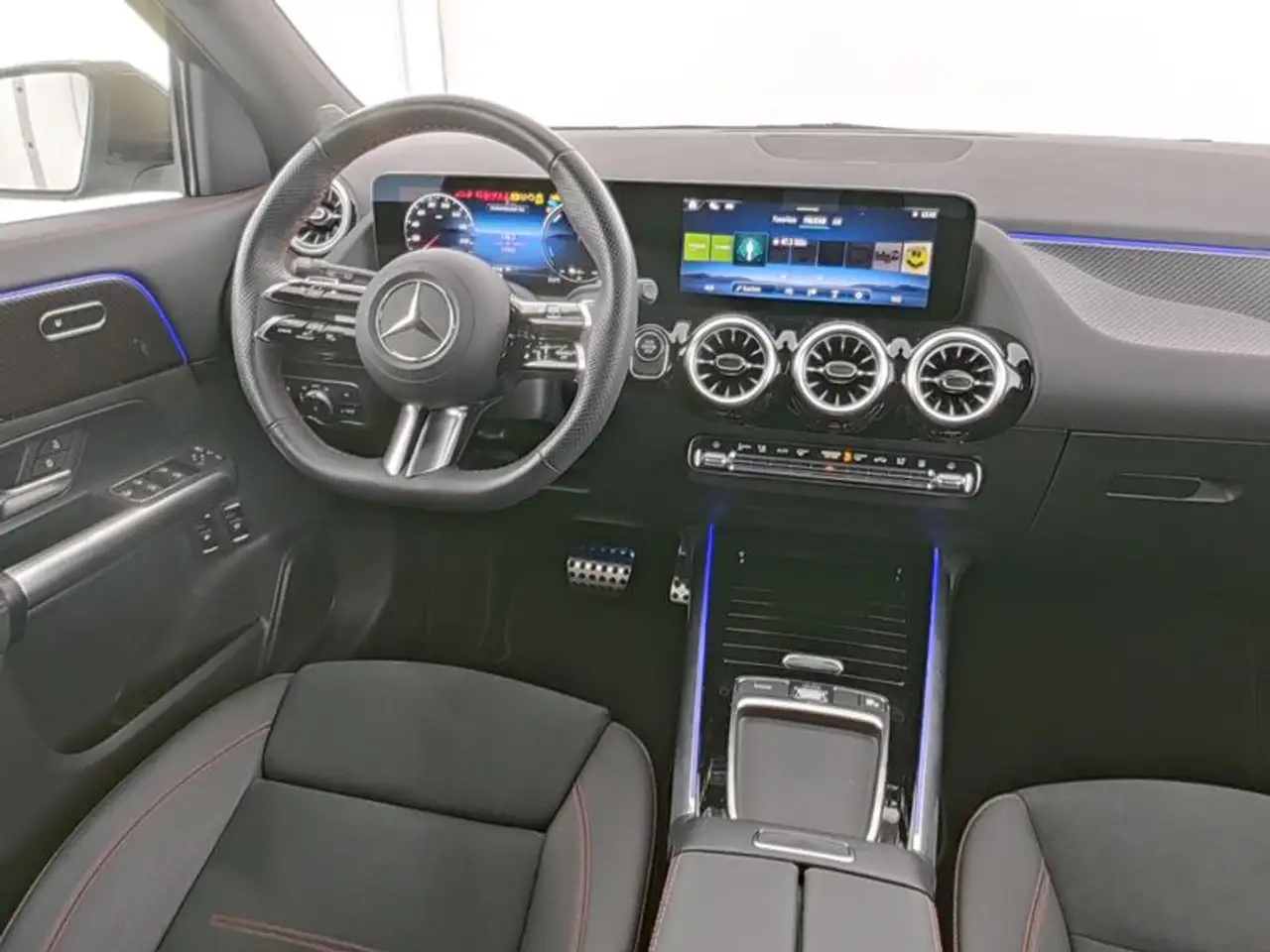 Mercedes-Benz GLA e AMG*Multibeam*Kamera*Distronic*AHK*, миниатюра 6