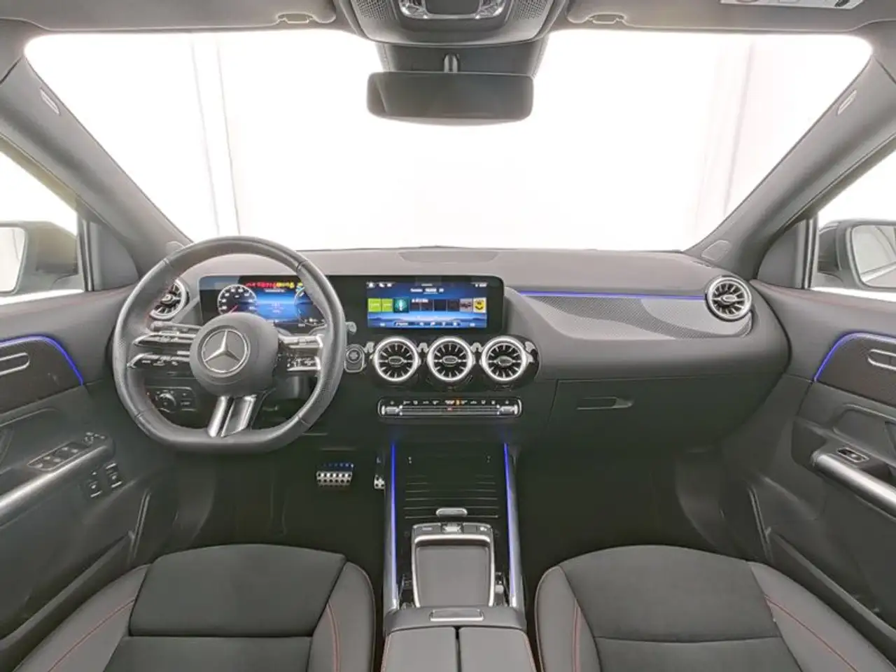 Mercedes-Benz GLA e AMG*Multibeam*Kamera*Distronic*AHK*, миниатюра 7