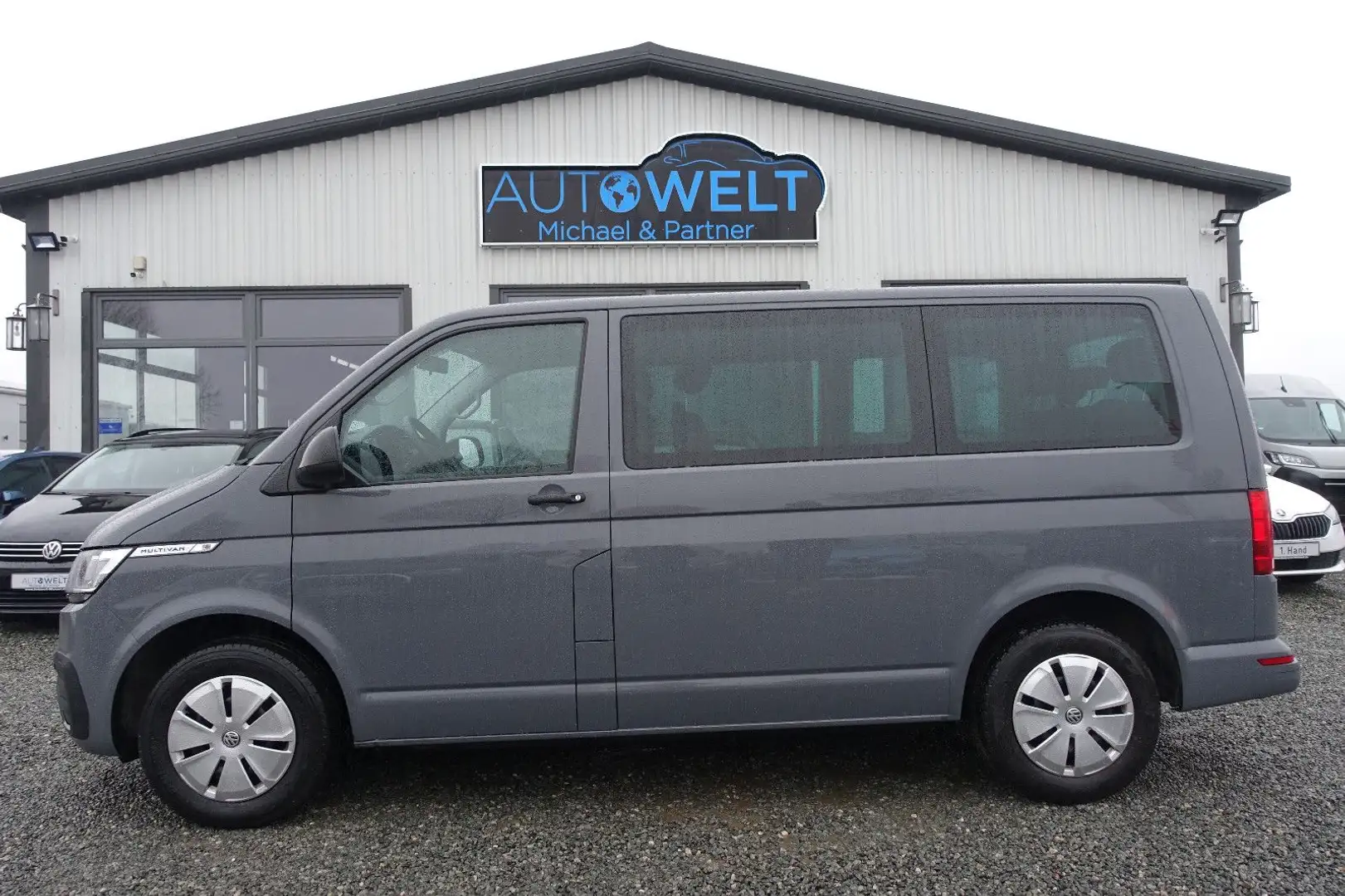 Volkswagen T6 Multivan 2.0 TDI 6.Sitzer KAM APP DAB KLIMA Grau - 1