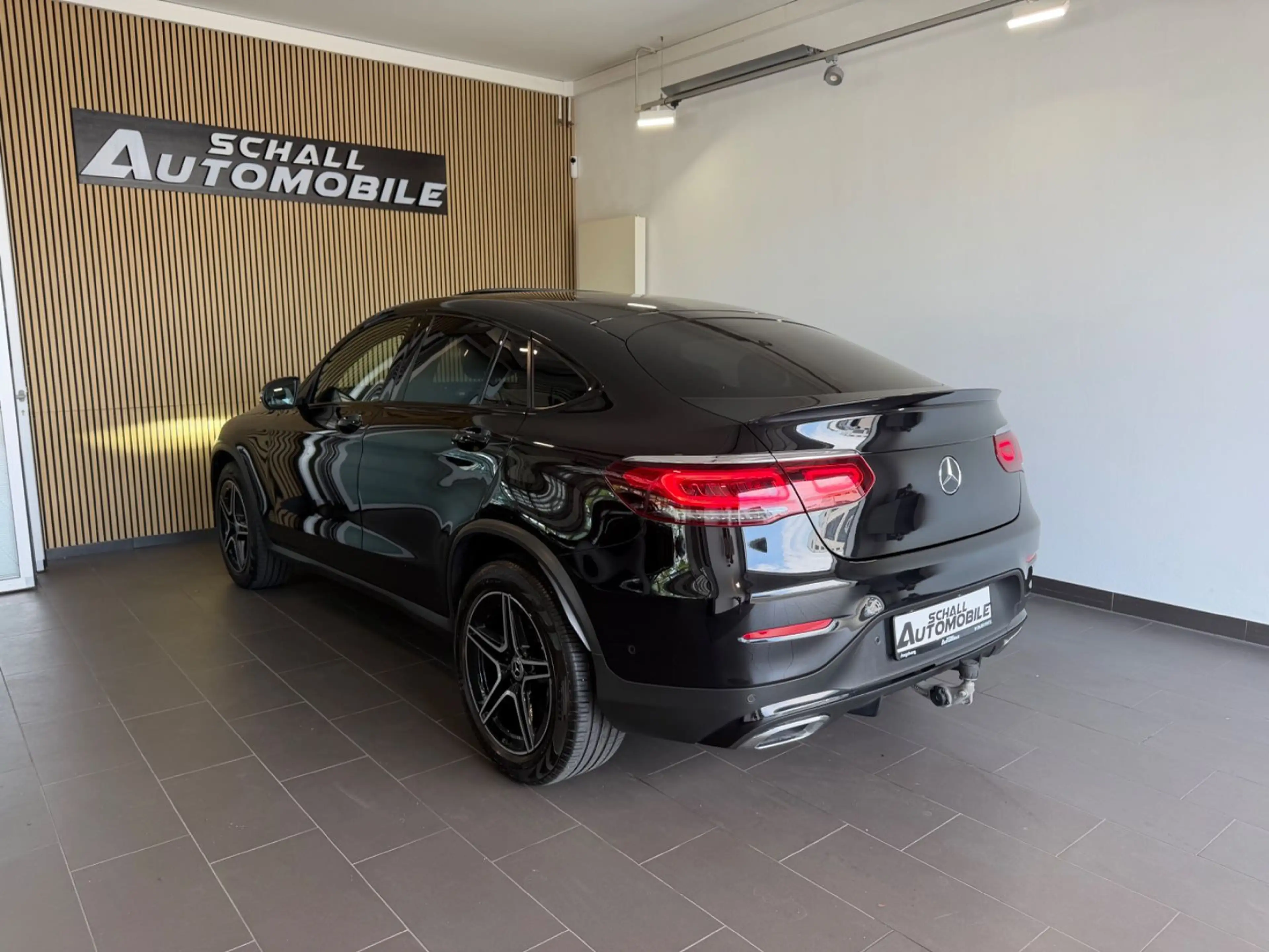 Mercedes-Benz GLC 400 GLC400d Coupé *AMG/PANO/STD.-HZG./AHK/360°/VOLL* — photo 6