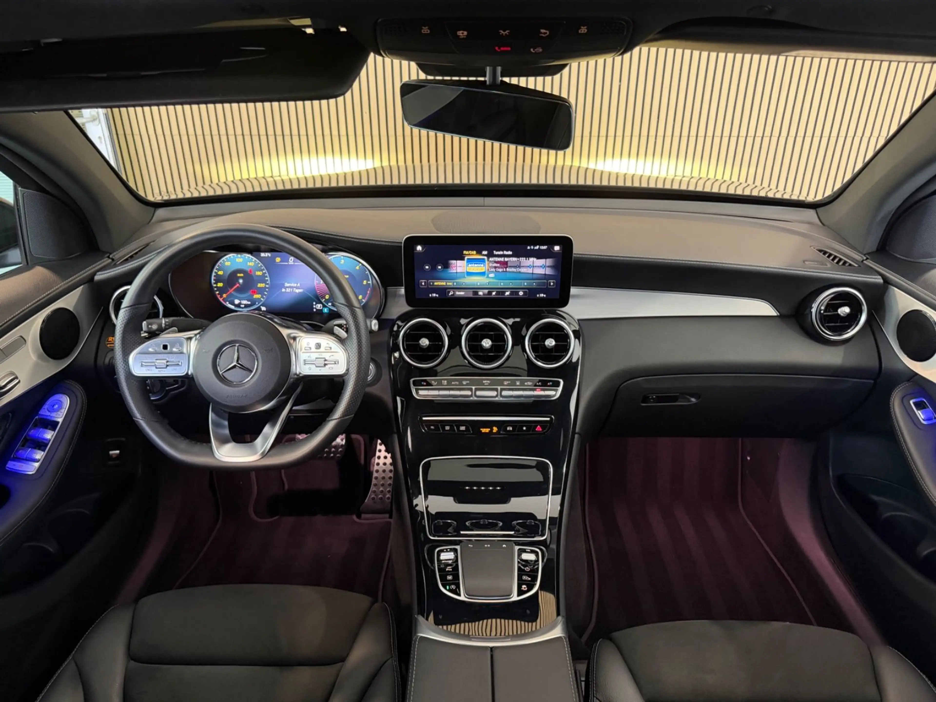 Mercedes-Benz GLC 400 GLC400d Coupé *AMG/PANO/STD.-HZG./AHK/360°/VOLL* — photo 11