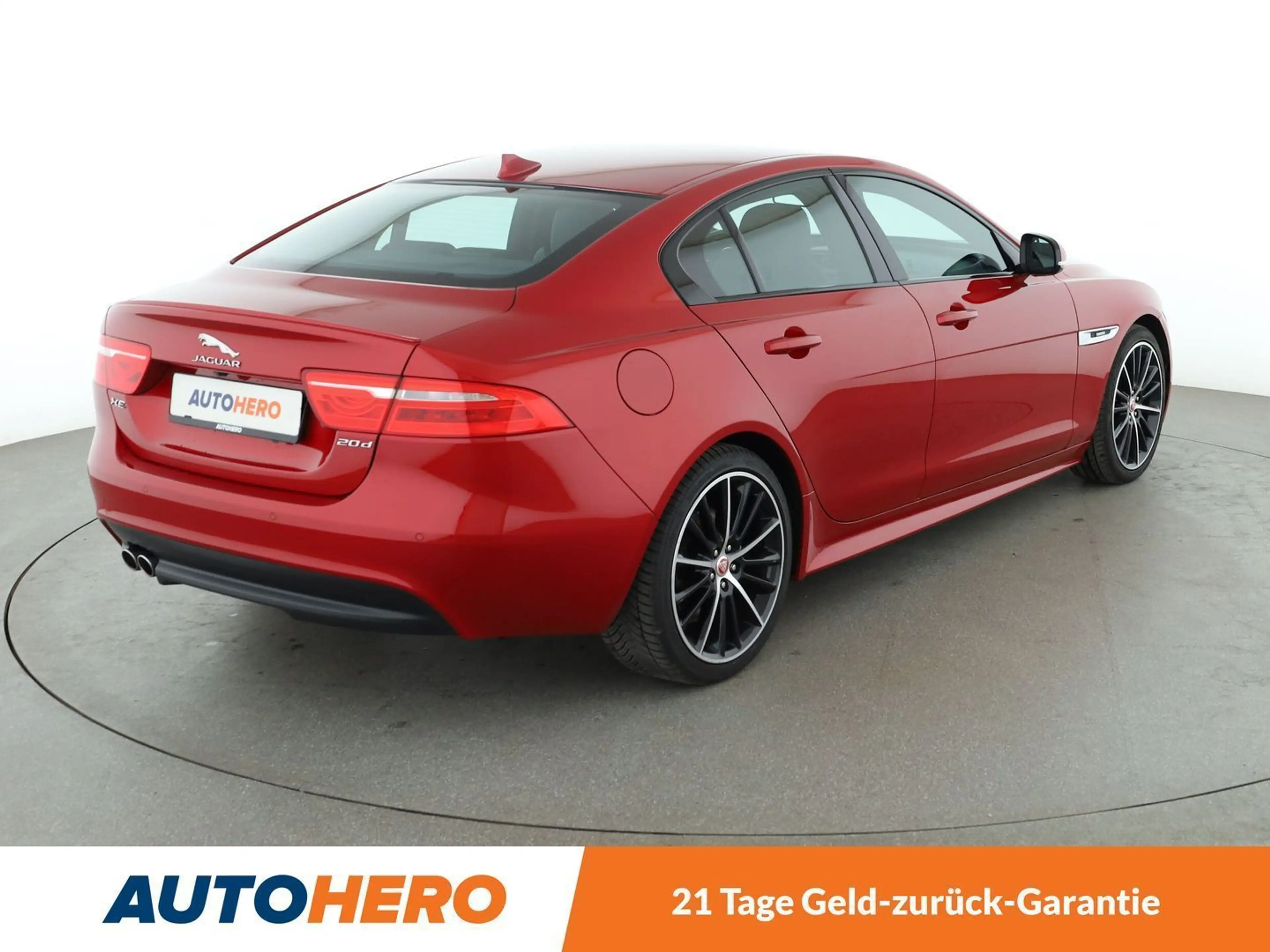 Jaguar XE 20d R-Sport Aut.*NAVI*TEMPO*BI-XENON*PDC*CAM*SHZ* — photo 6