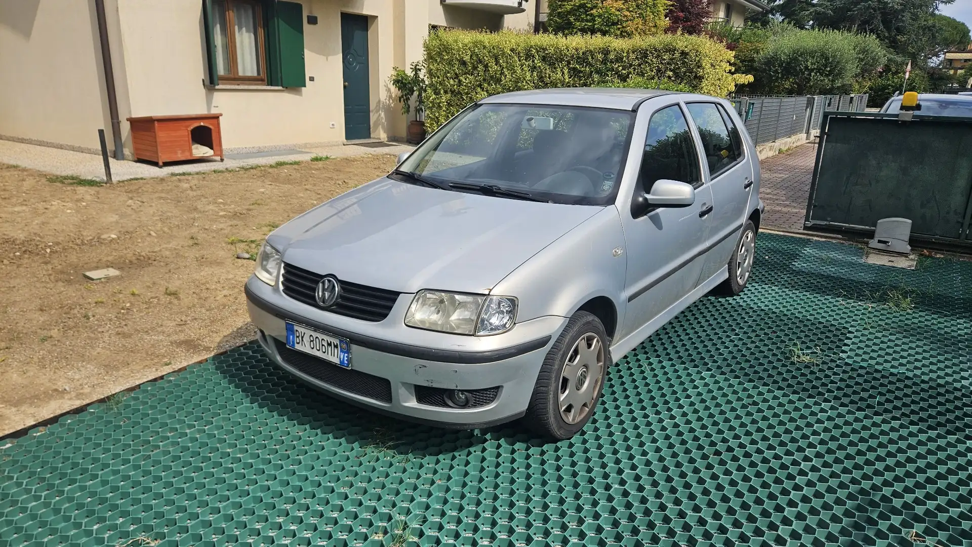 Volkswagen Polo Polo III 2000 5p 1.4 Comfortline 75cv Argento - 2