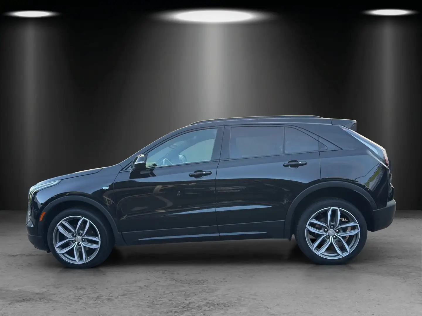 Cadillac XT4 Sport 350D AWD SHZ/HUD/NAVI/LED/DT. FZG/SCHE Schwarz - 2