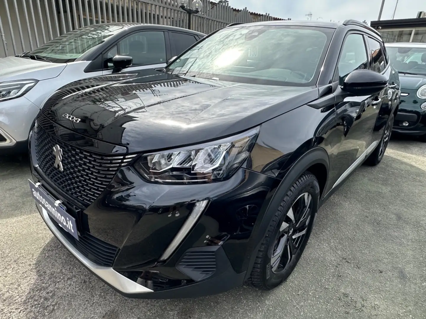 Peugeot 2008 2008 BlueHDi 130 S&S EAT8 Allure Nero - 2