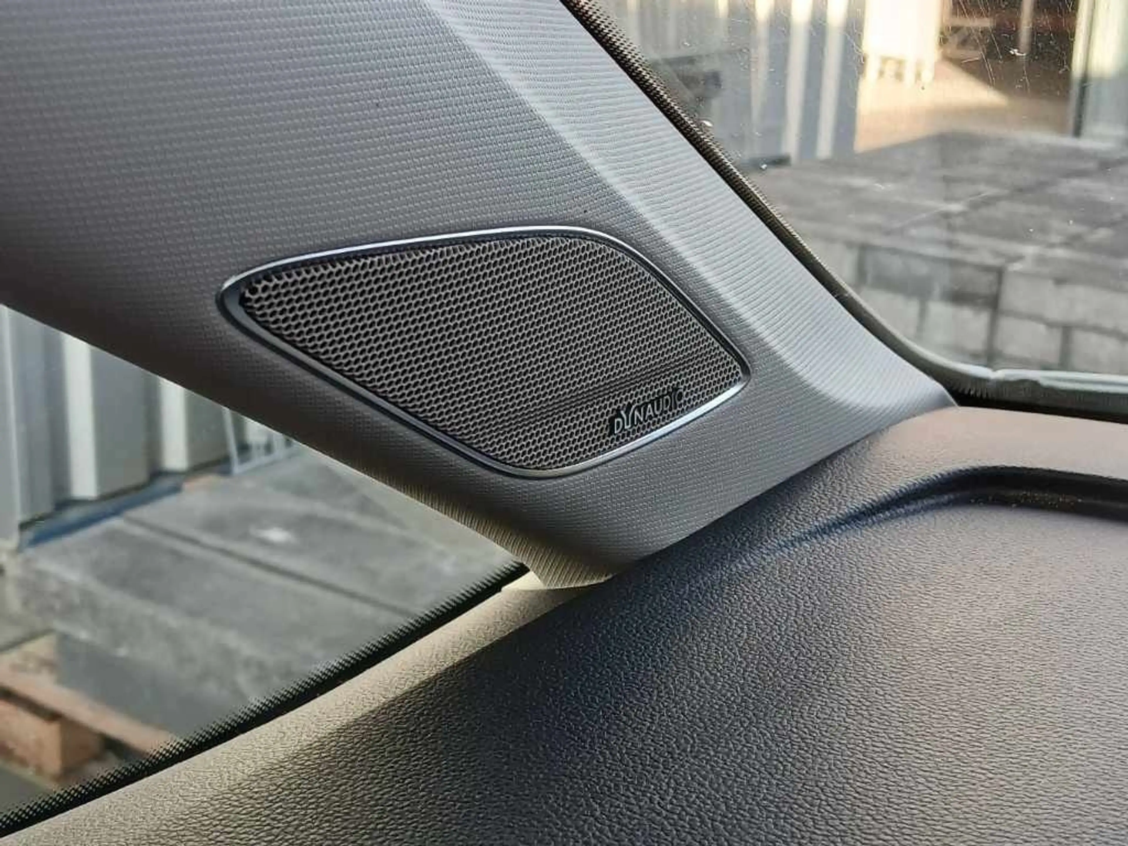 Volkswagen Touran Business AHK DYNAUDIO STHZ LHZ ActiveLigh — photo 14