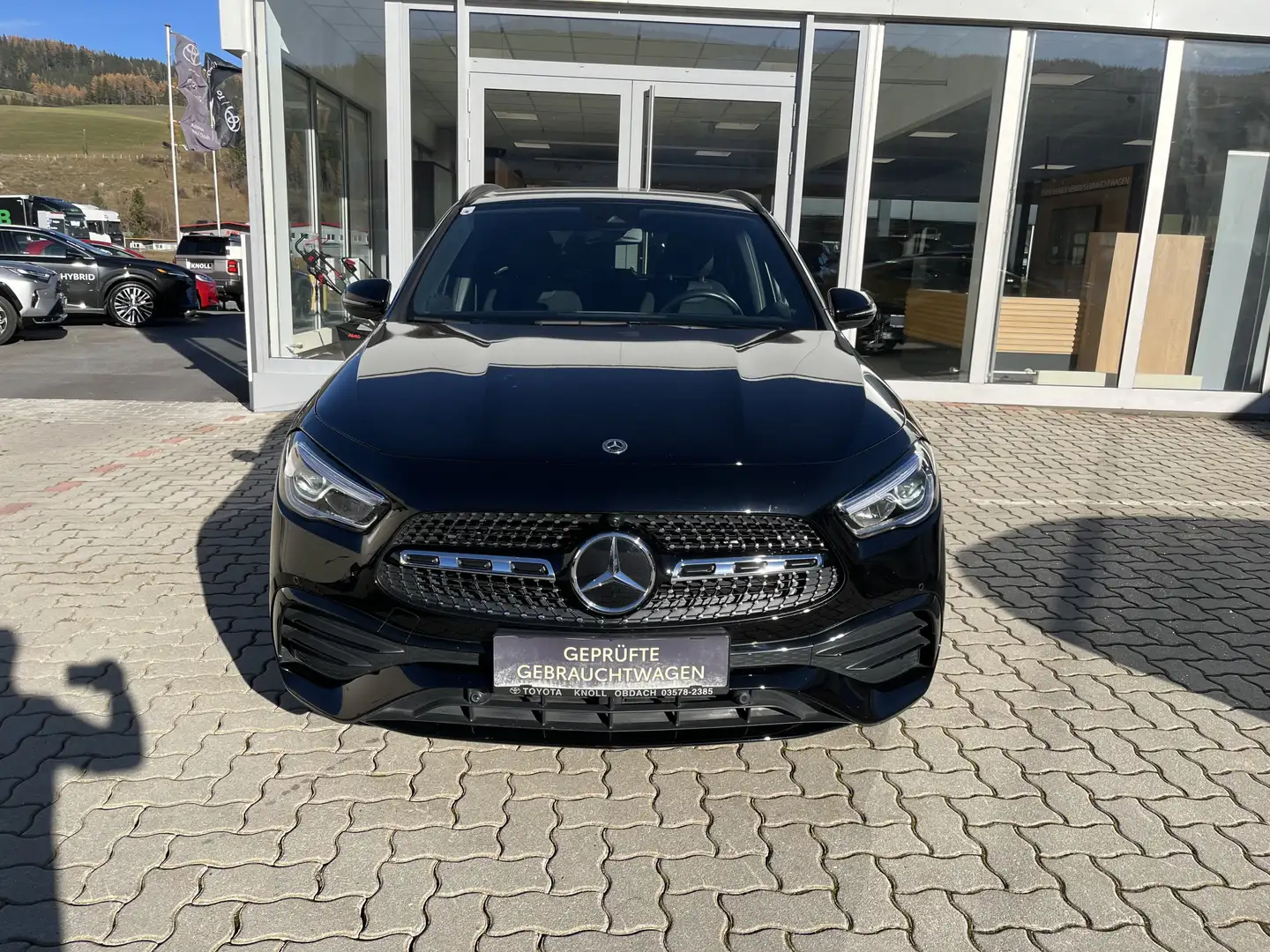 Mercedes-Benz GLA 200 d 4Matic AMG-Line Noir - 2