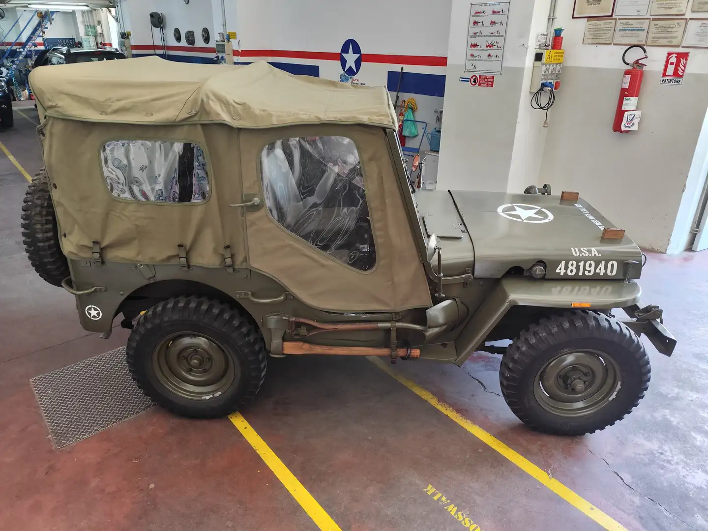 Jeep Willys M38 Vert - 2