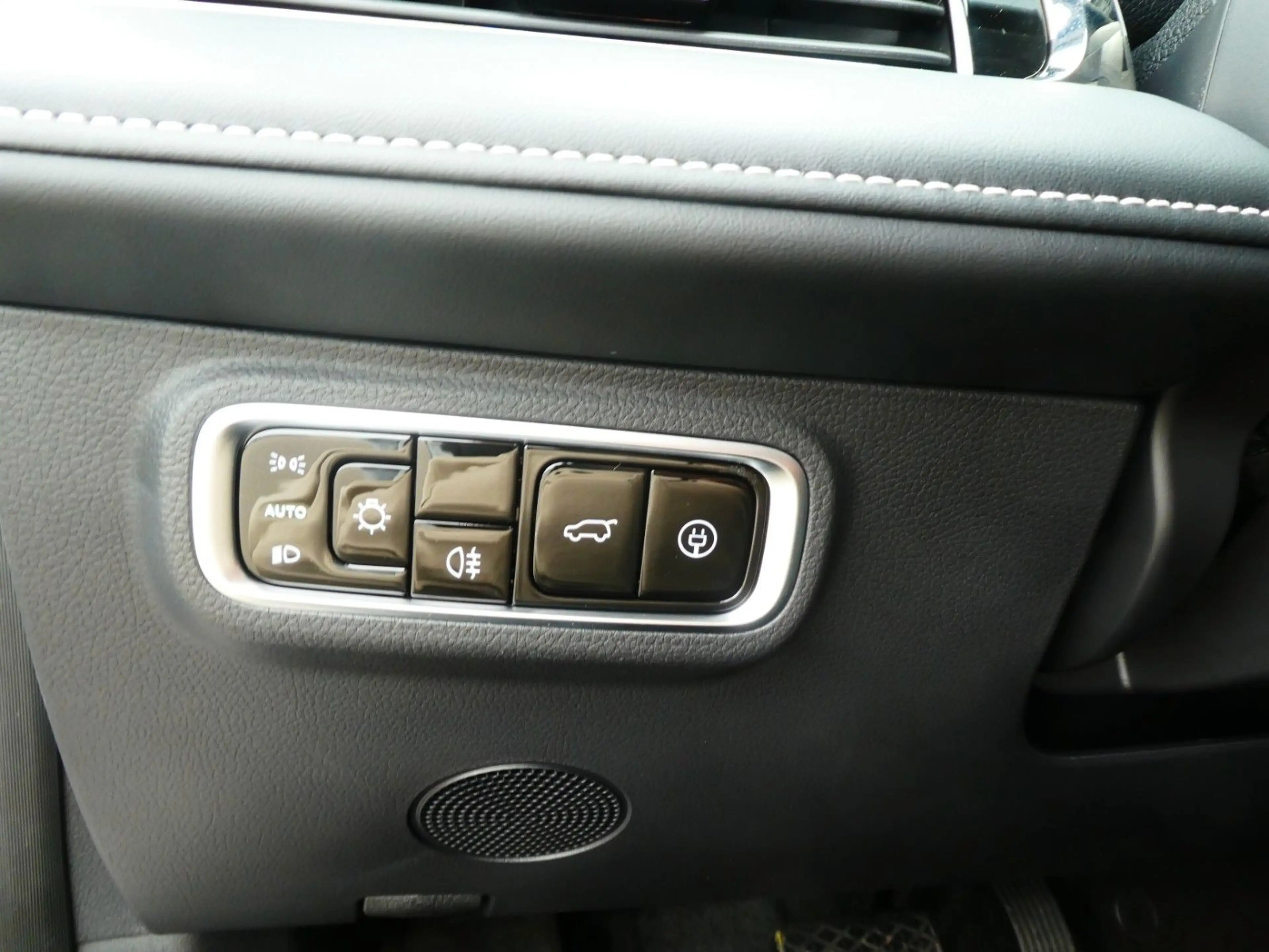 Omoda 5 EV Premium, ab 238 € mtl.  0 € Anzahlung* — photo 14