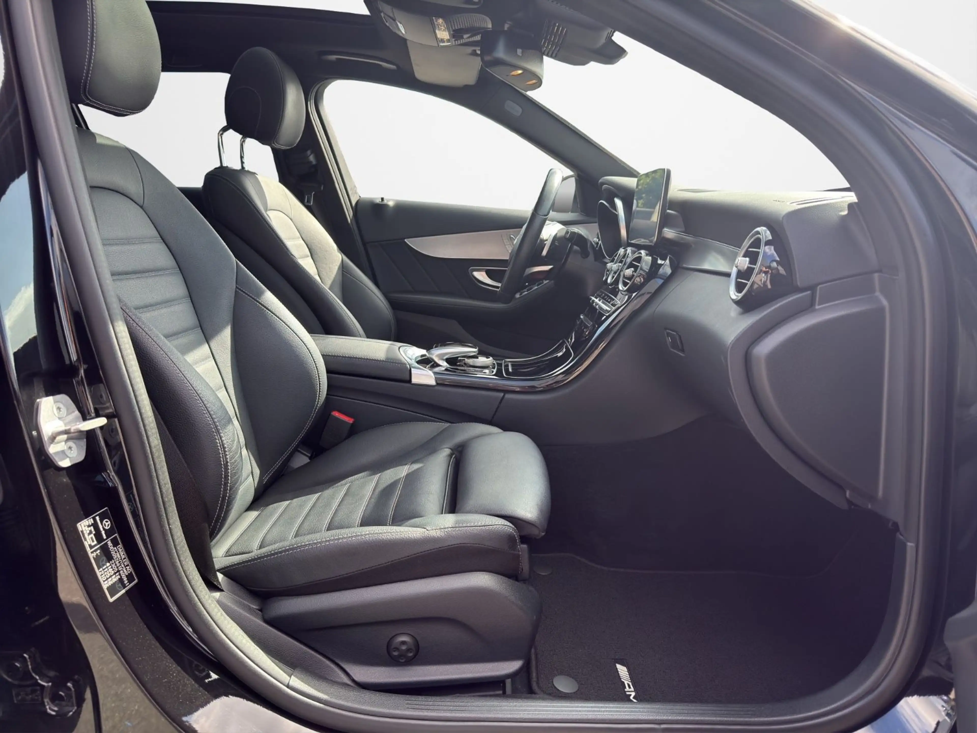 Mercedes-Benz C 400 T 4Matic*AMG*LUFT*PANO*STHZ*BURMESTER*360° — photo 13