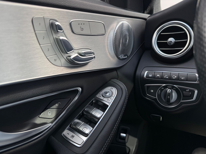 Mercedes-Benz C 400 T 4Matic*AMG*LUFT*PANO*STHZ*BURMESTER*360° — photo 10