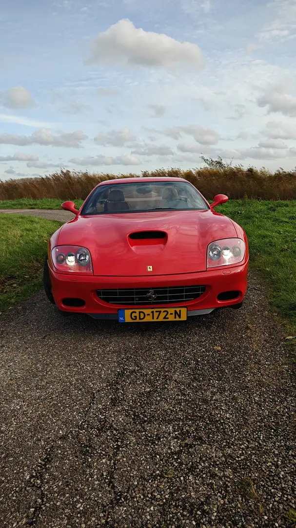 Ferrari 575 Maranello crvena - 2