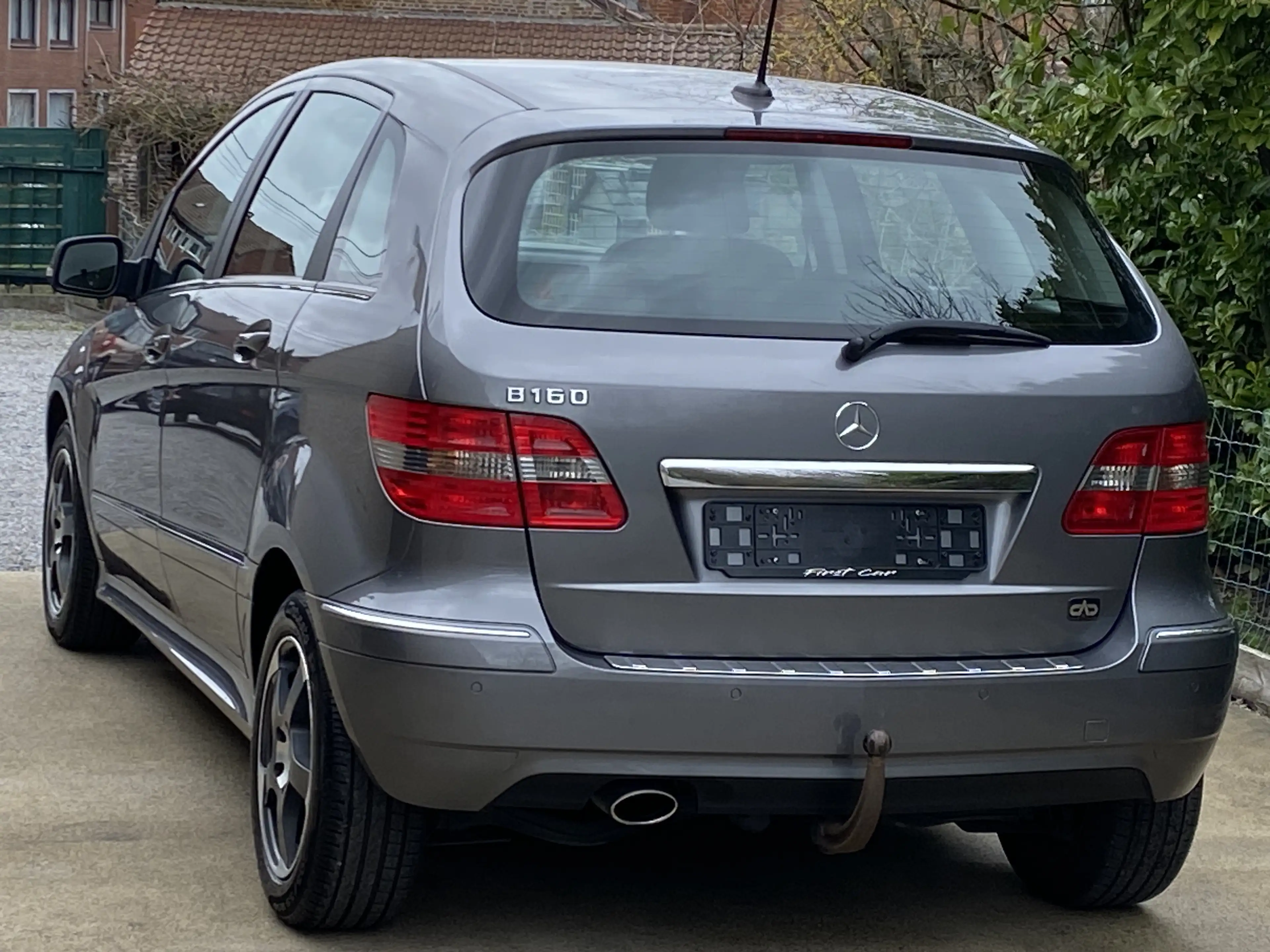 Mercedes-Benz B 160 1.5i BOITE AUTO /CLIM / NAVI / CARNET / GARANTIE! — photo 3