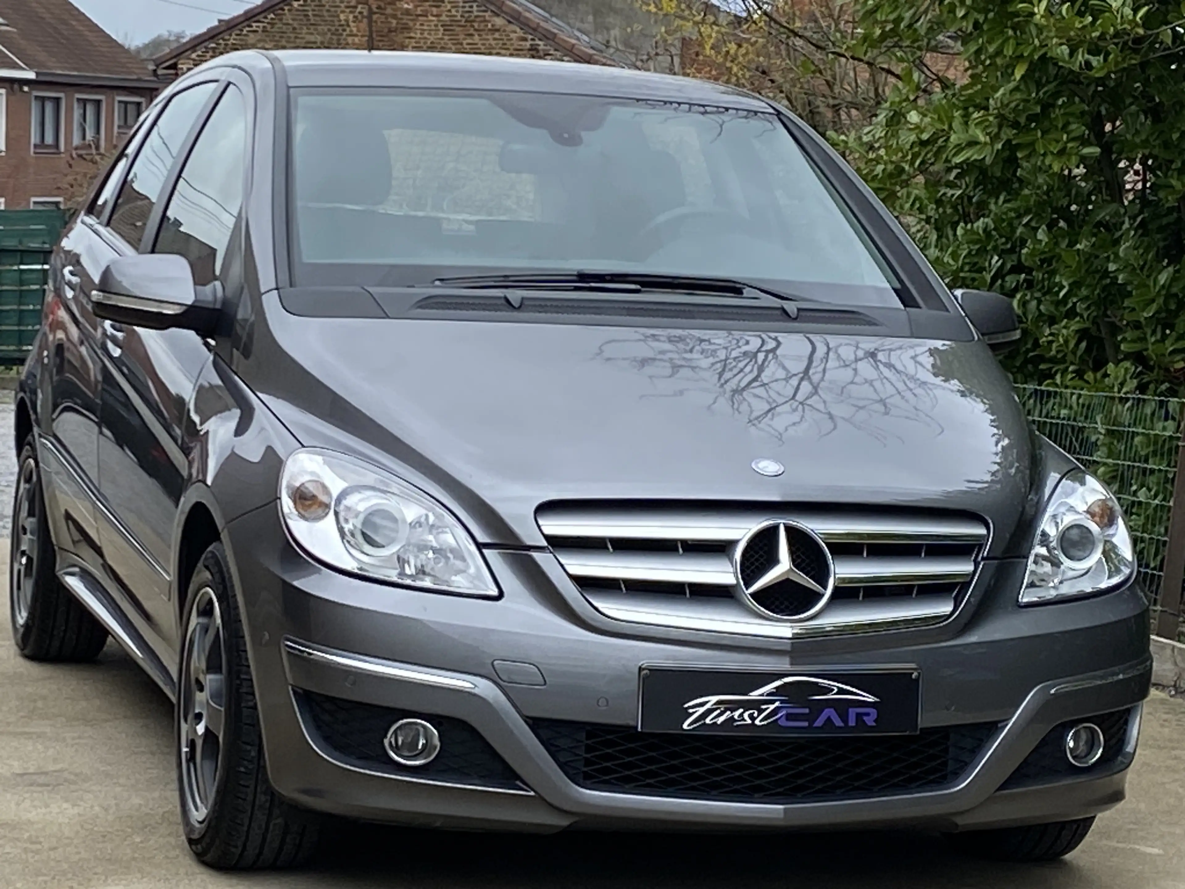 Mercedes-Benz B 160 1.5i BOITE AUTO /CLIM / NAVI / CARNET / GARANTIE! — photo 4