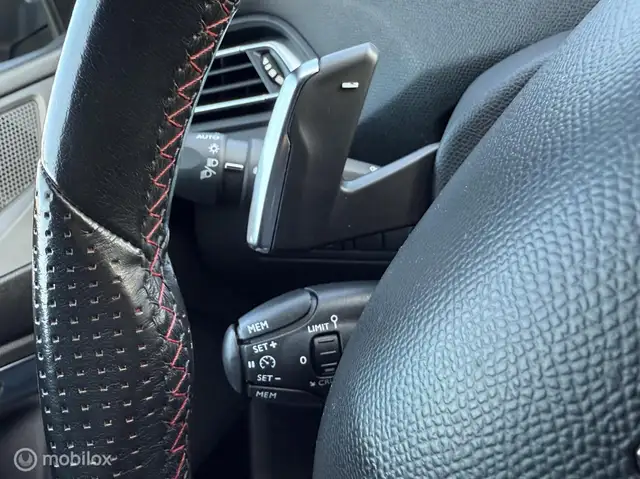 Peugeot 308 view 20