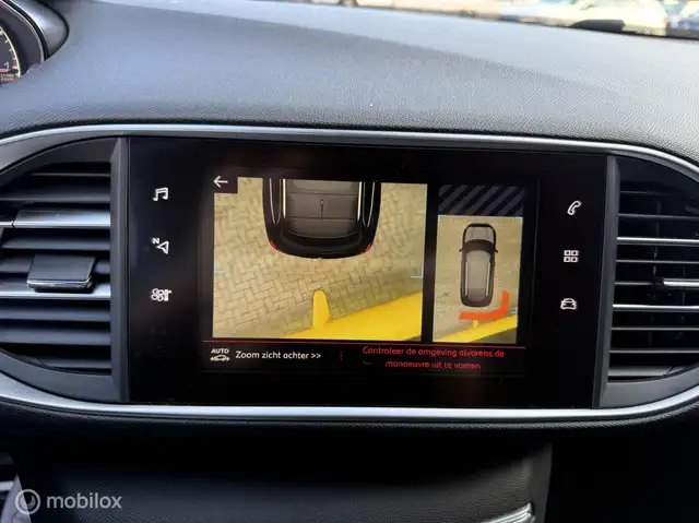 Peugeot 308 view 17