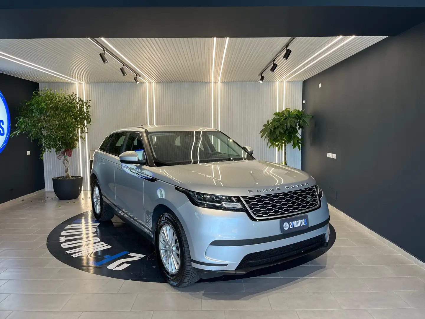 Land Rover Range Rover Velar 2.0 td4 S 180cv auto Argento - 1