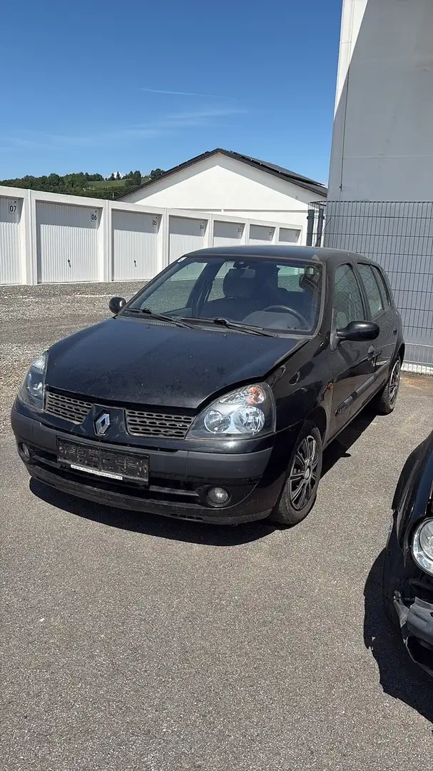 Renault Clio RT 1,4 16V - 1