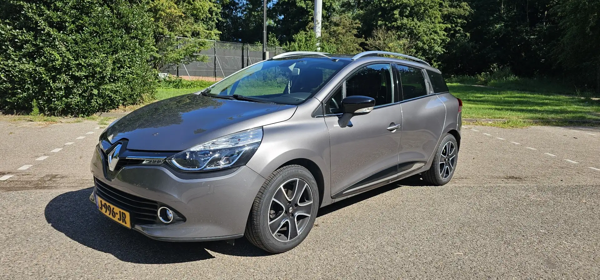 Renault Clio 0.9 TCe Dynamique, krijgt 25 juli een nieuwe APK!! Zilver - 1