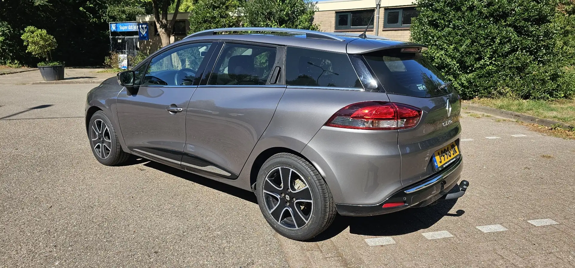 Renault Clio 0.9 TCe Dynamique, krijgt 25 juli een nieuwe APK!! Zilver - 2