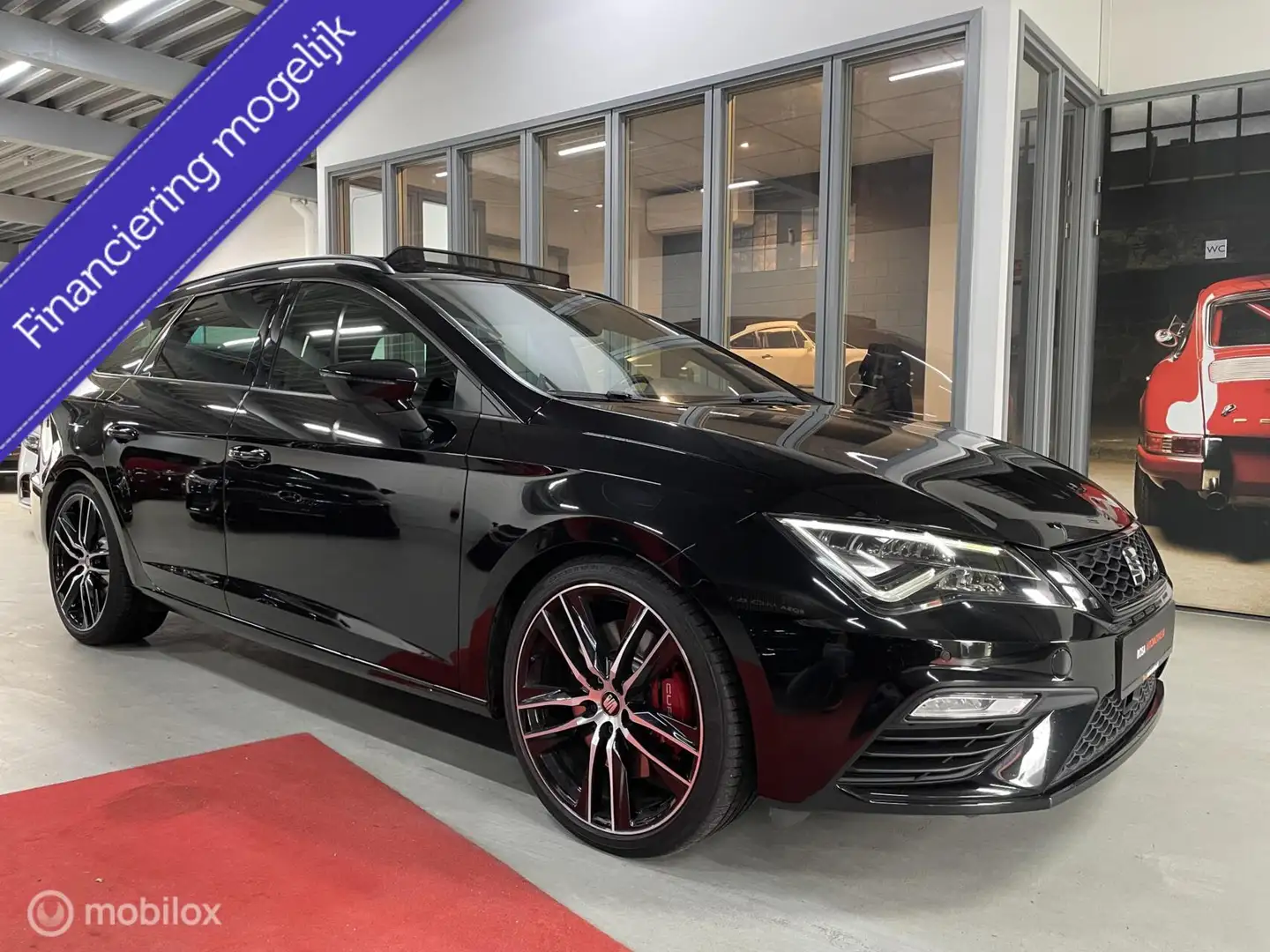 SEAT Leon ST 2.0 TSI CUPRA 300 4DRIVE Noir - 1