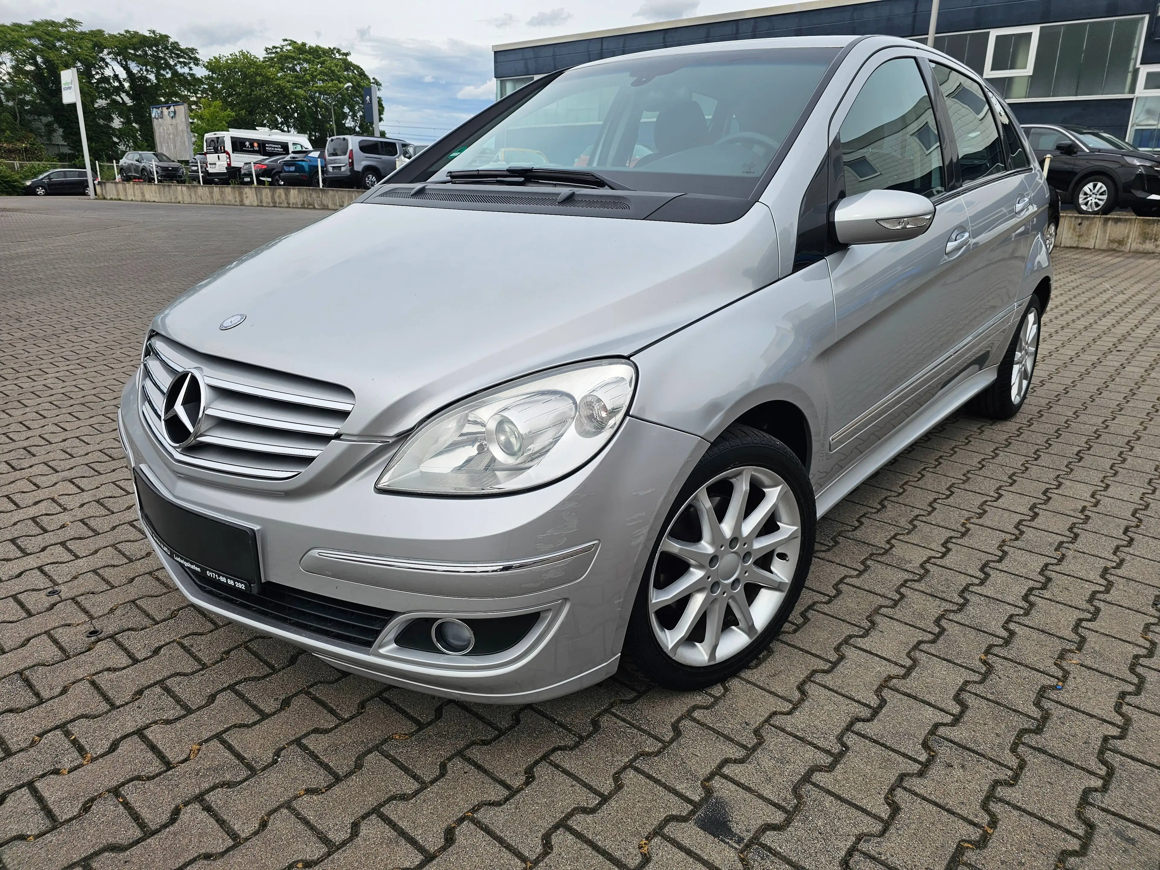 Mercedes-Benz B 200 B-Klasse Autotronic,Klima,PDC,Alufelgen,3.Hand,Tüv 06/2028 — photo 2
