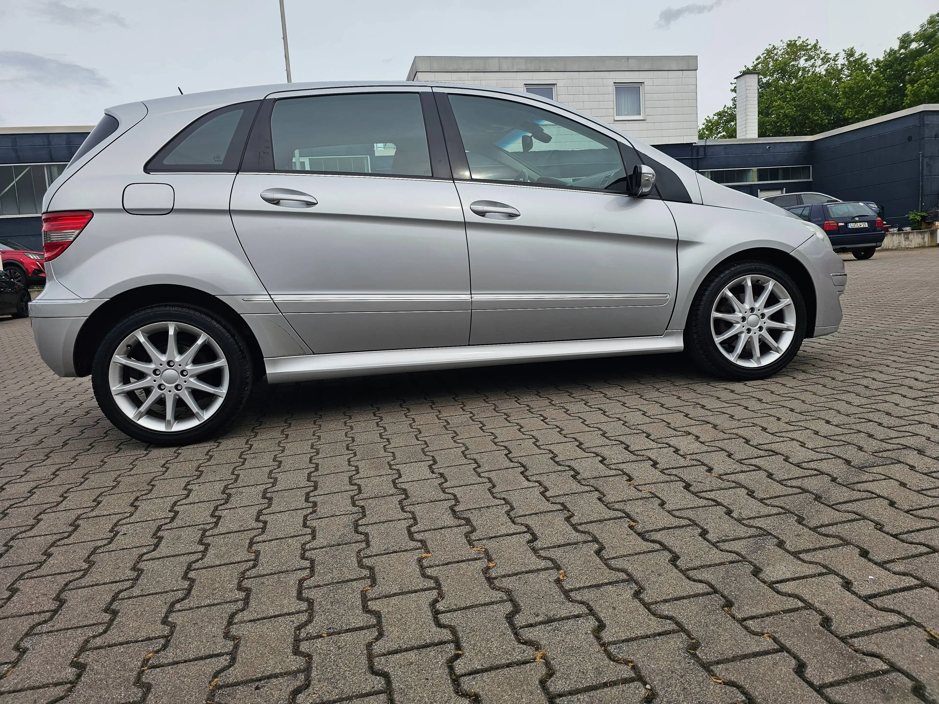 Mercedes-Benz B 200 B-Klasse Autotronic,Klima,PDC,Alufelgen,3.Hand,Tüv 06/2028 — photo 5