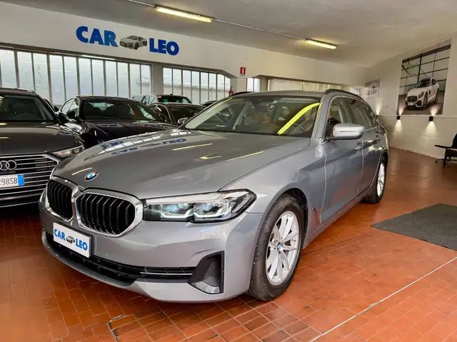 BMW 520 Serie 5 G31 Touring LCI 520d Touring mhev 48V Business auto