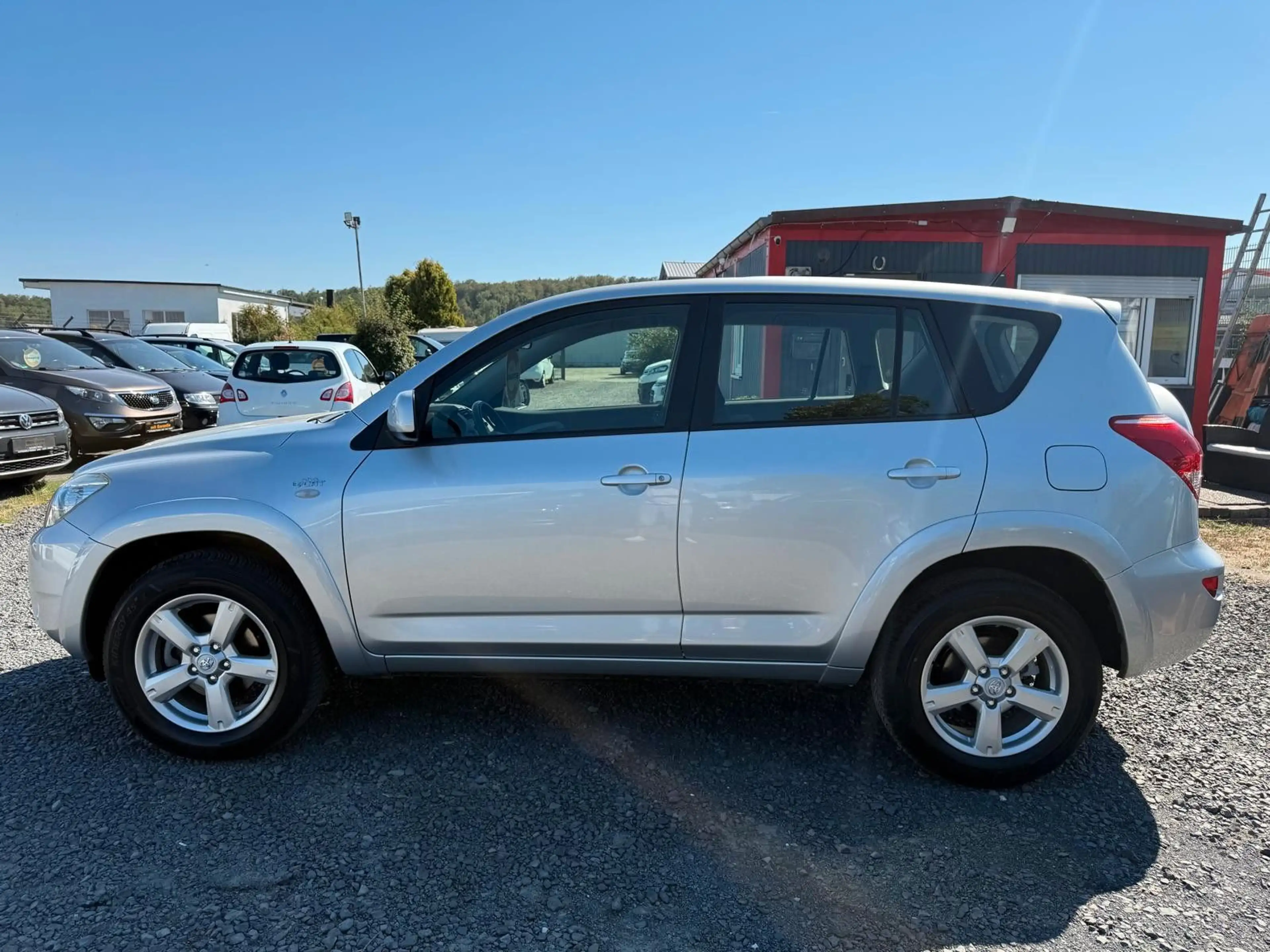 Toyota RAV 4 Sol/ALLRAD/TÜV NEU — photo 3