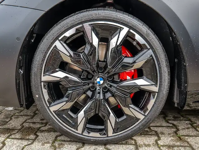 BMW M view 4