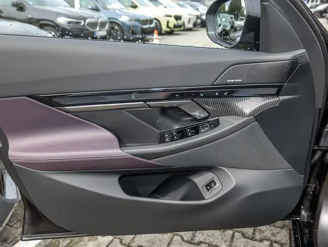 BMW M view 12