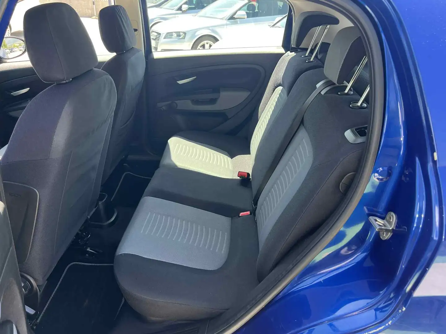 Fiat Grande Punto 5p 1.3 mjt 16v Dynamic 90cv -LEGGI NOTE-AUTOMATICA Blu/Azzurro - 2