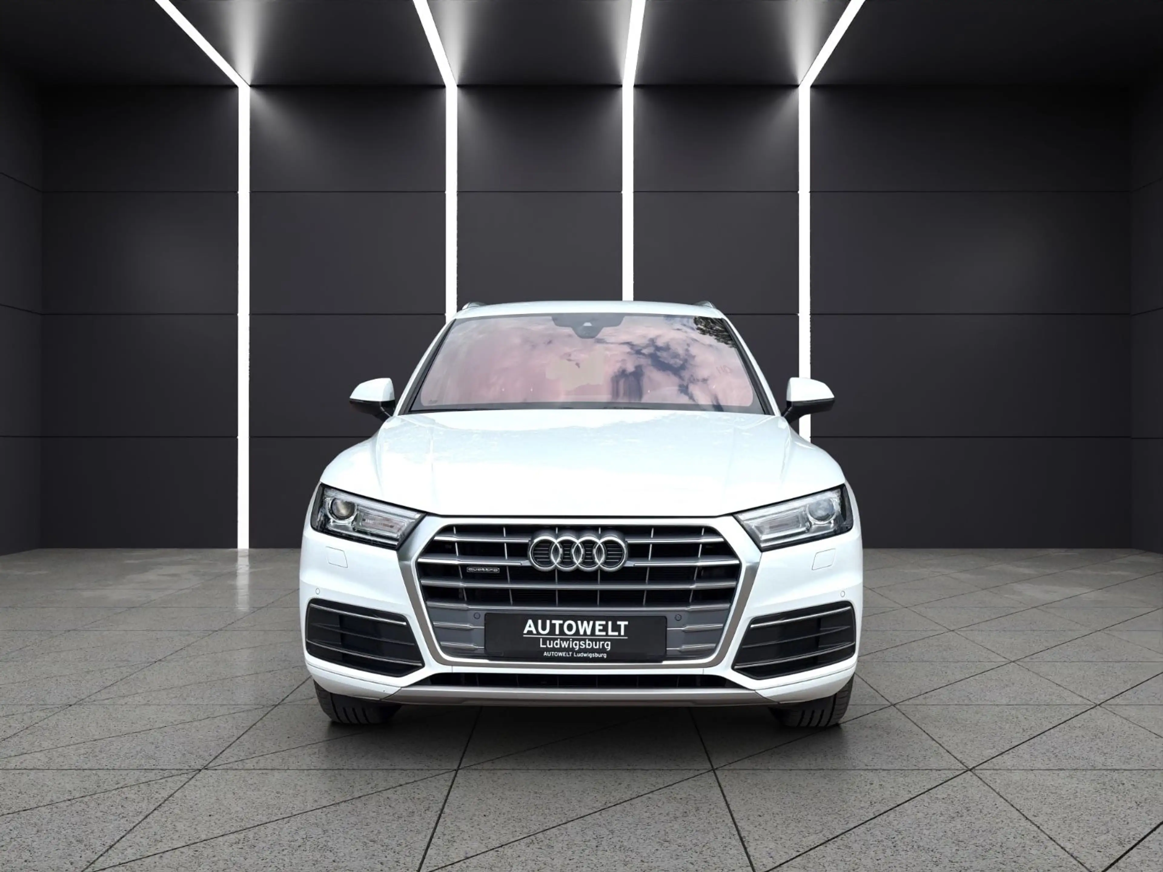 Audi Q5 40 TDI quattro sport S-Line S-Tronic — photo 2