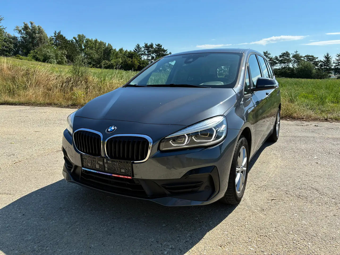 BMW 216 216 d Advantage*Sport*LED*Navi*TOP Grau - 1