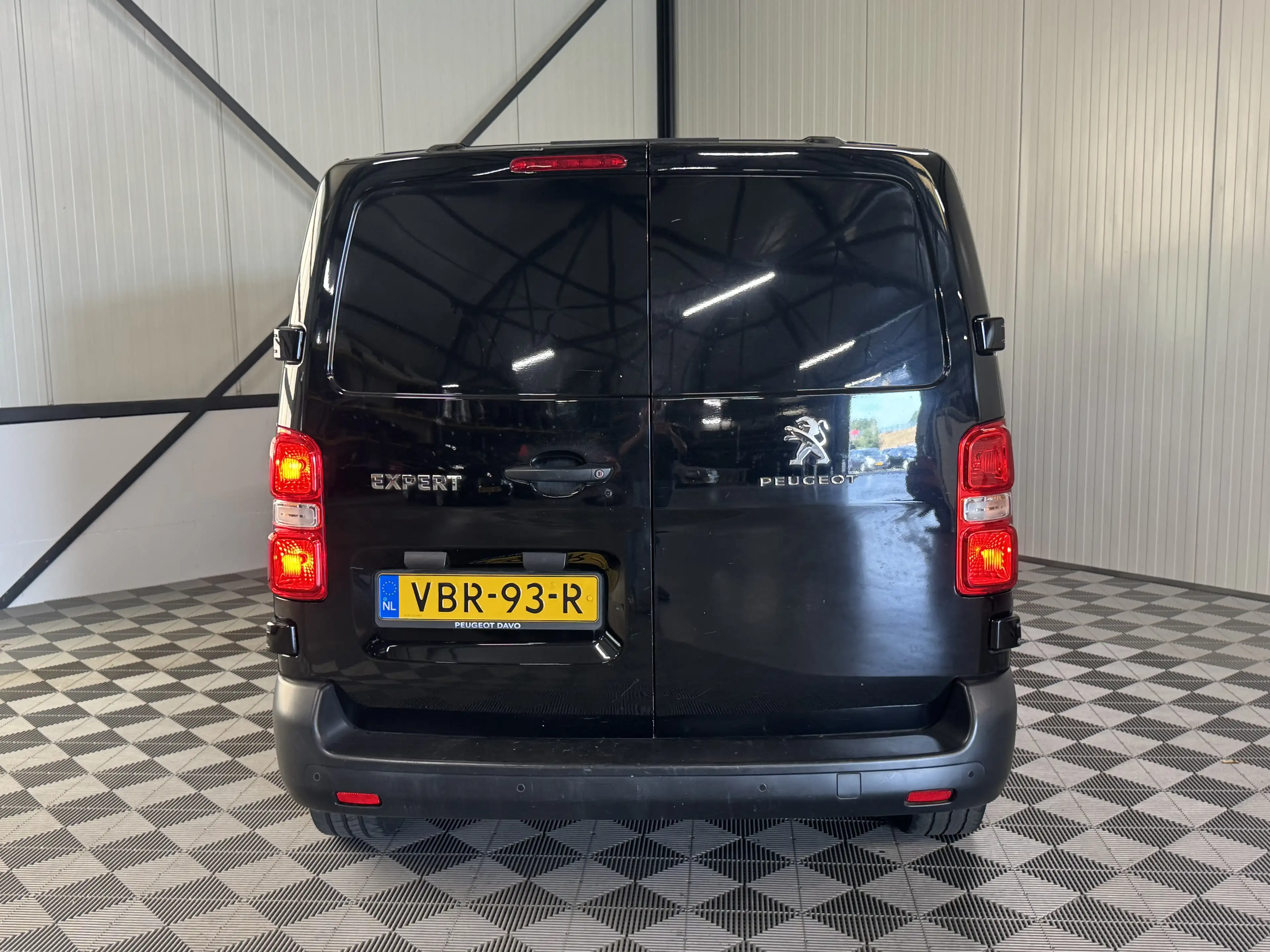 Peugeot Expert 1.6 BlueHDI 95 | Standard Premium 3-Pers | Airco | — photo 8