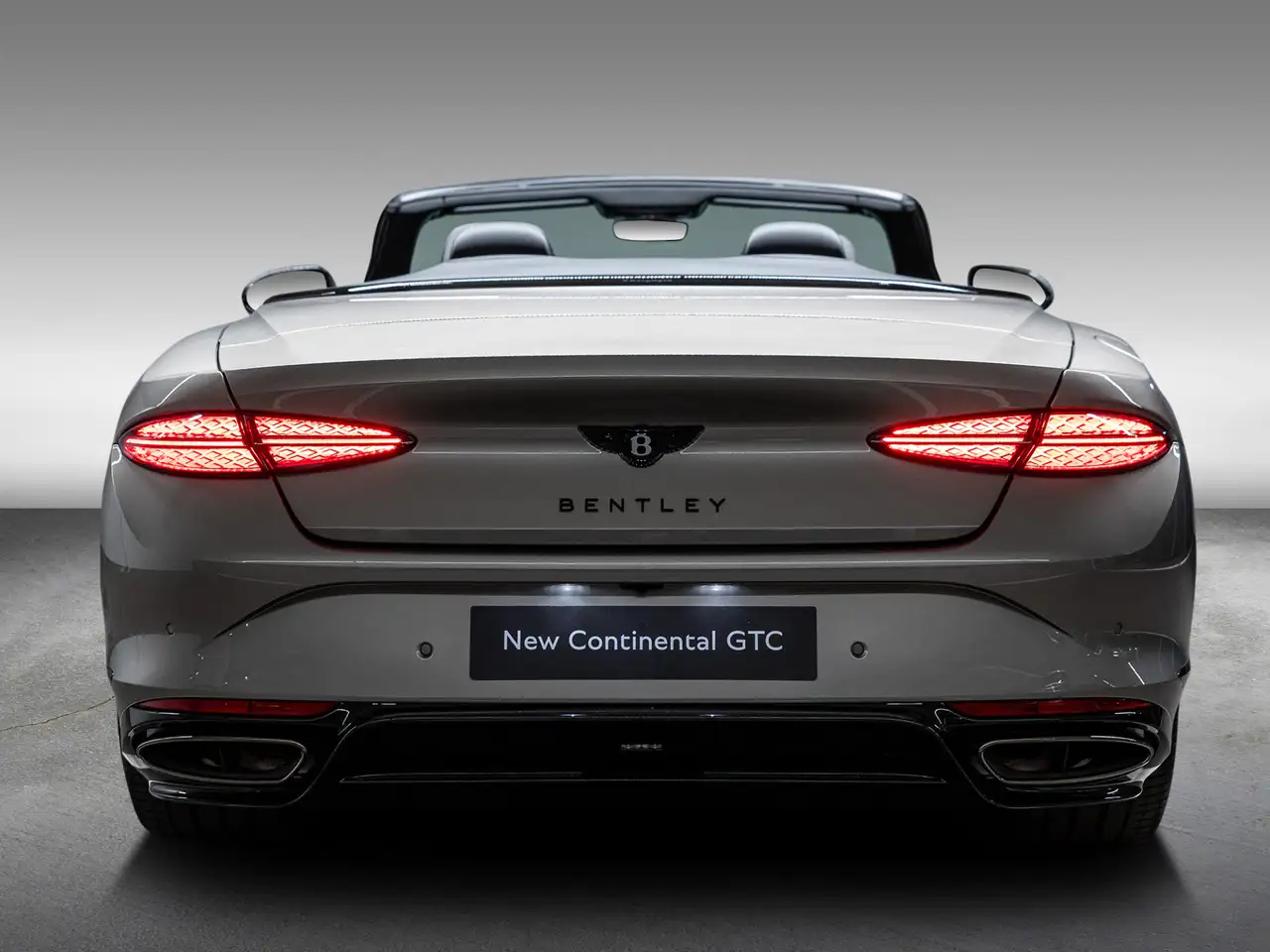 Bentley Continental GTC 2026 — фото 10