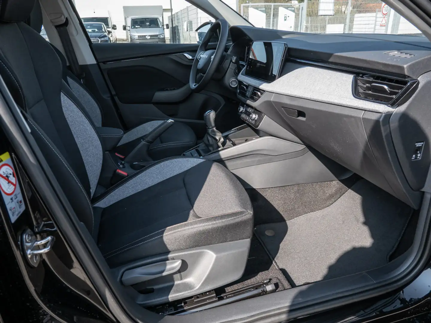 Skoda Scala 1.0 TSI Tour NAVI AHK ACC FACEL. LED Schwarz - 2
