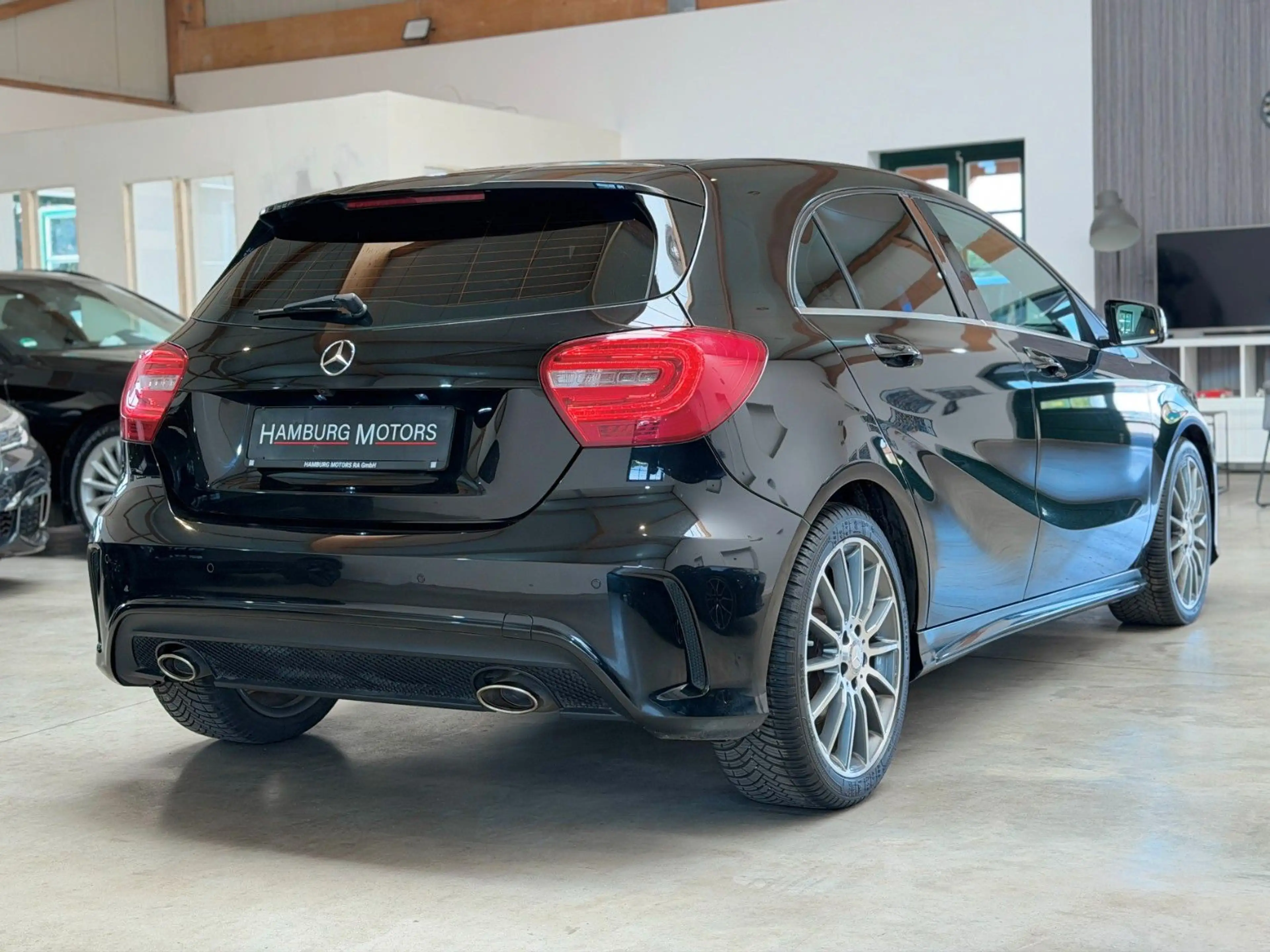 Mercedes-Benz A 220 CDI Automatik AMG Sport Line 177PS — photo 4