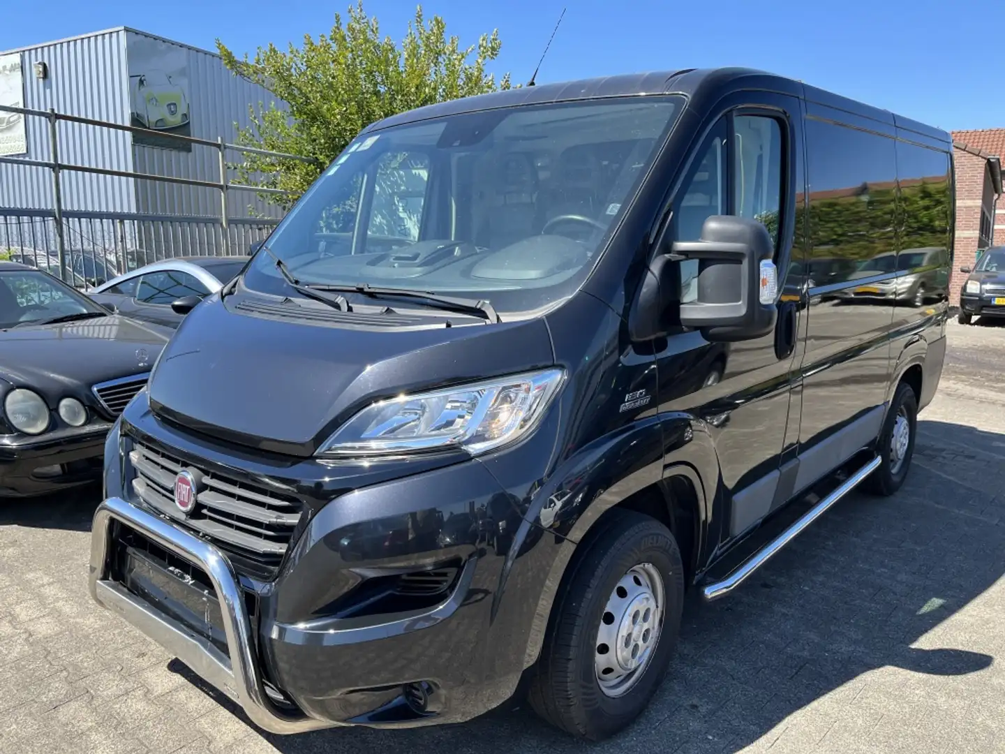 Fiat Ducato AUTOM. 3 L IVECO POWER,EURO 5B,NAVI,CAMERA Zwart - 2