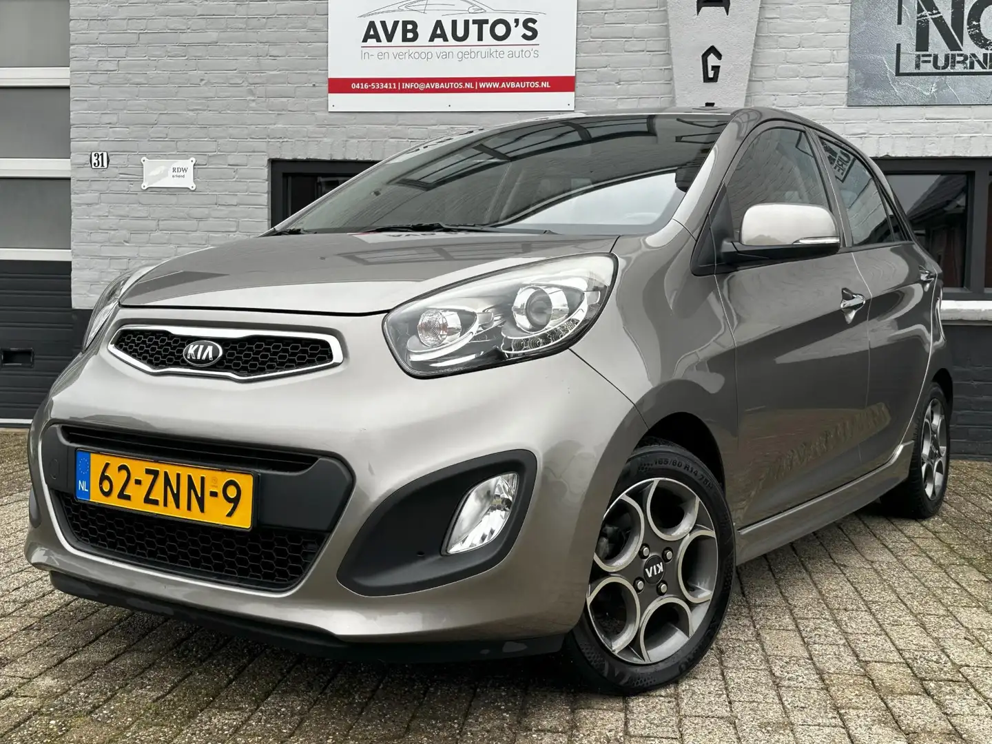 Kia Picanto 1.0 CVVT Design Edition Airco Leder PDC USB AUX Grijs - 1